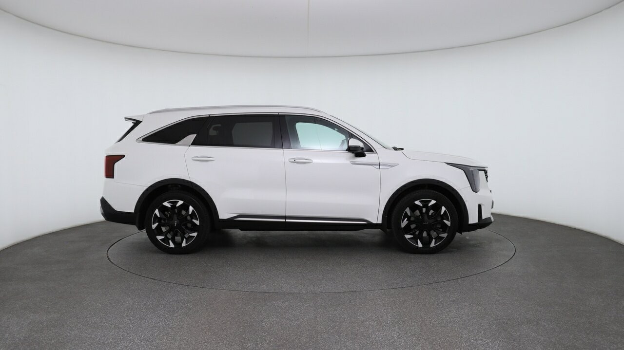 Kia Sorento image 4