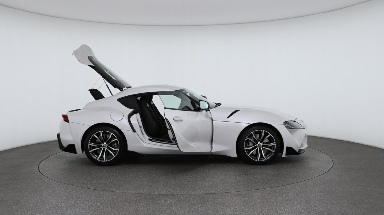Toyota Supra image 4