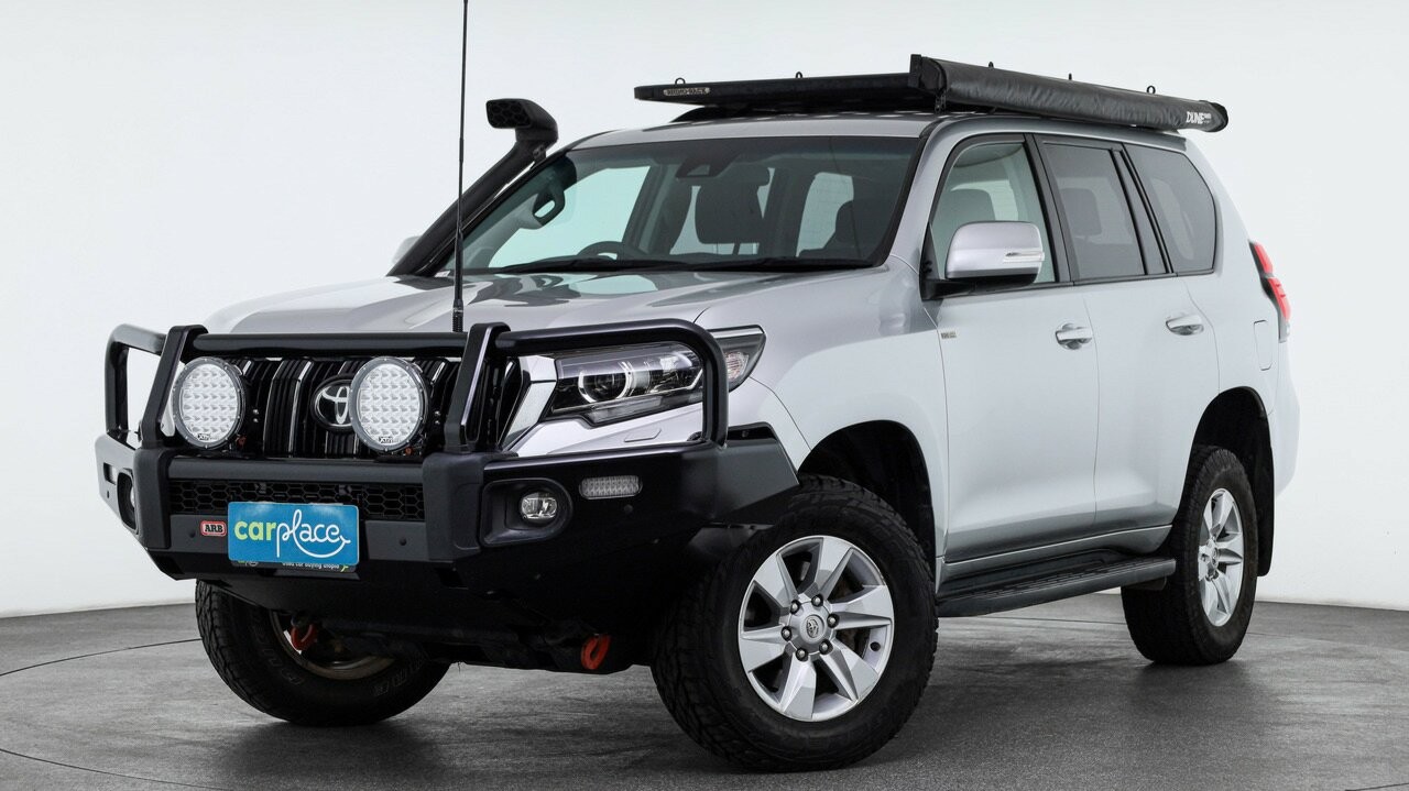 Toyota Landcruiser Prado image 2
