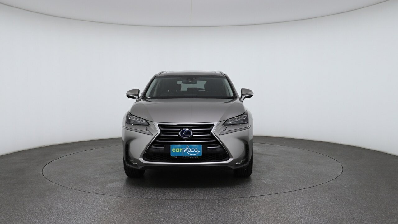 Lexus Nx image 2