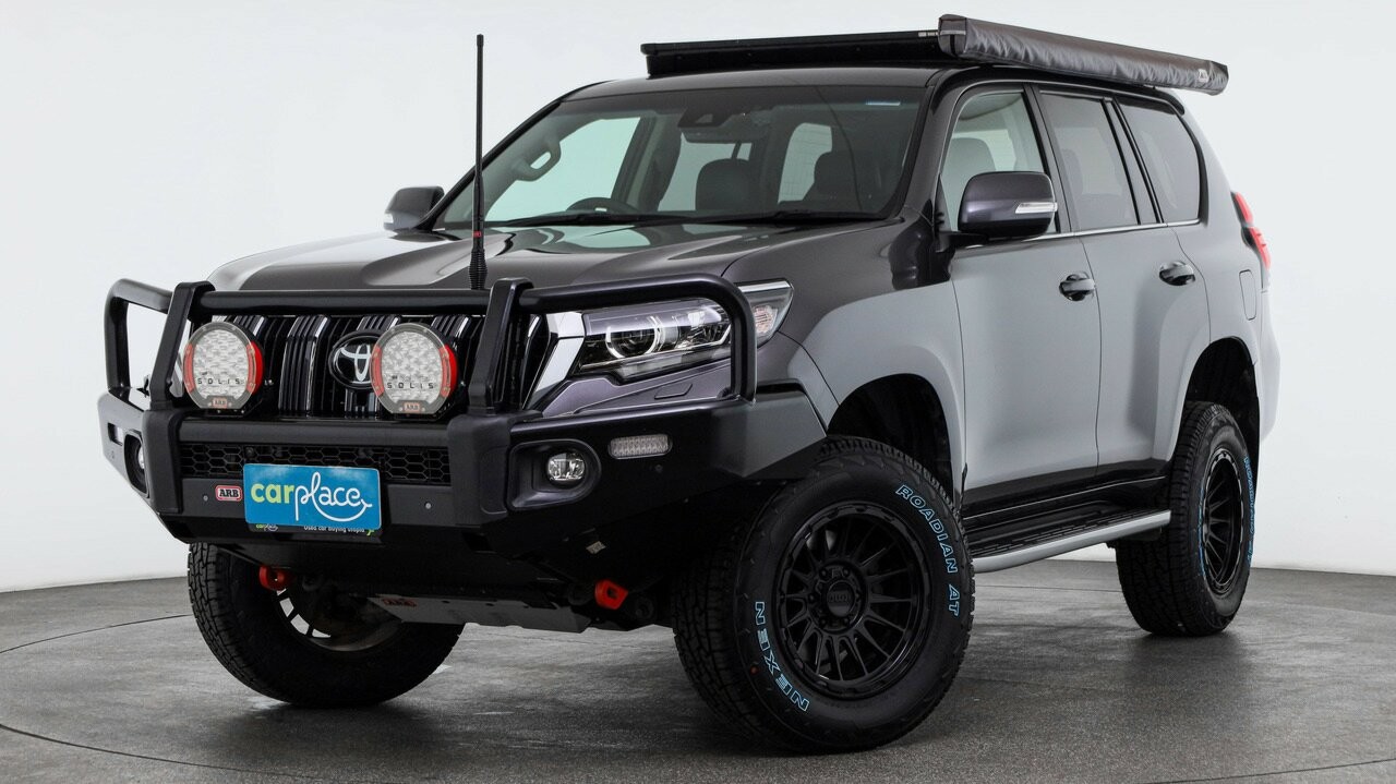 Toyota Landcruiser Prado image 2