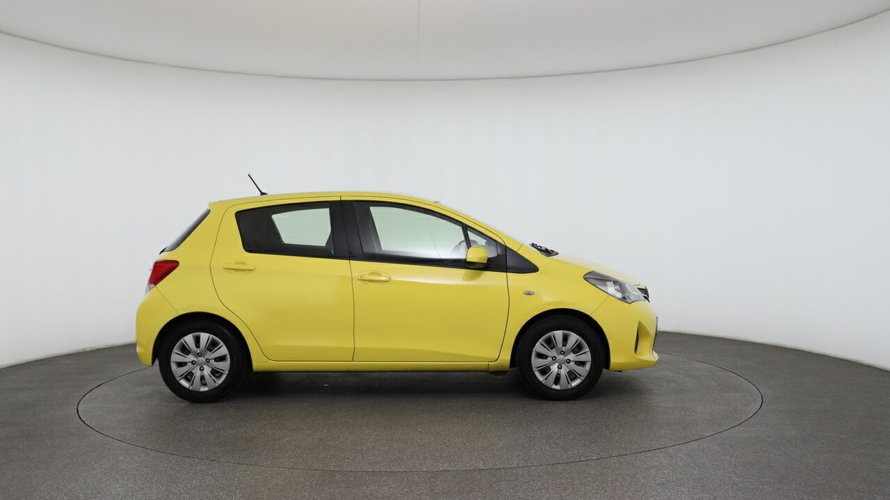 Toyota Yaris image 3