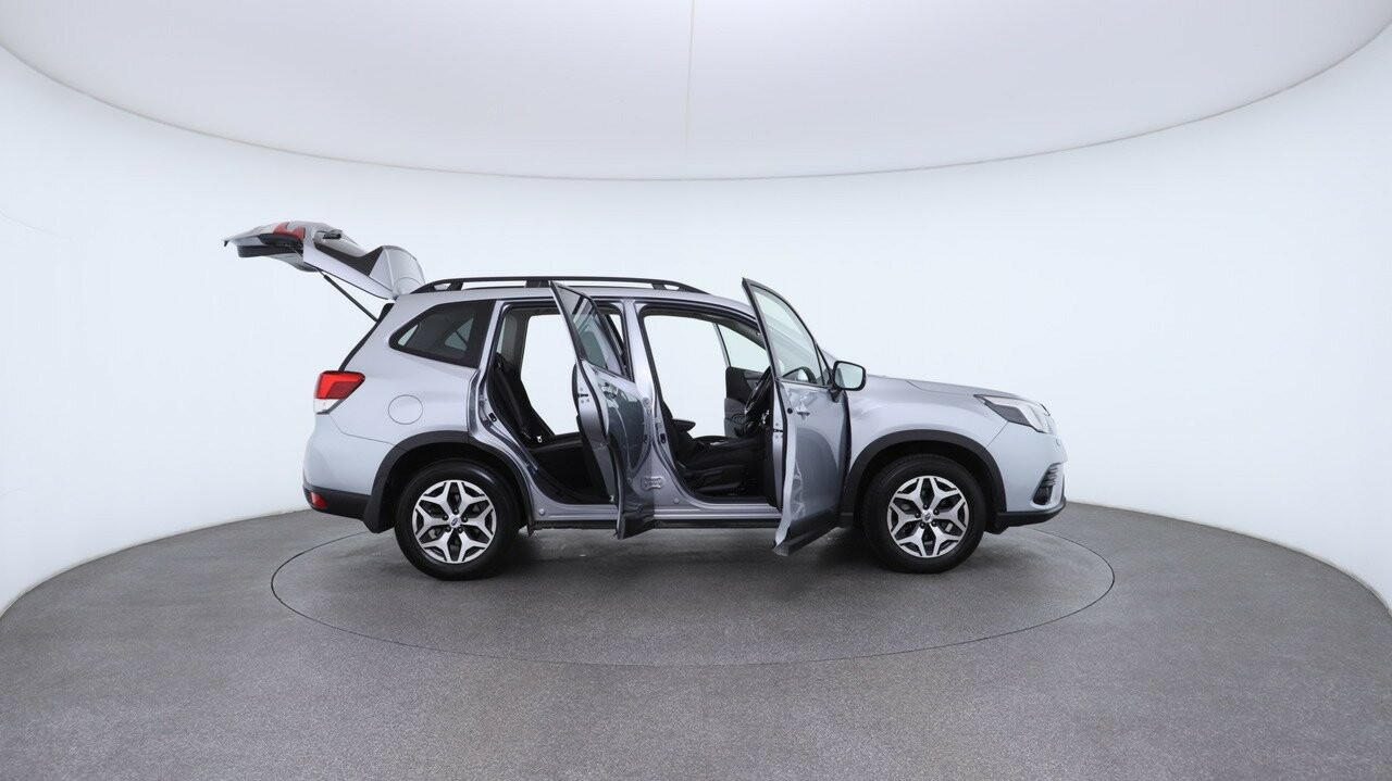 Subaru Forester image 4