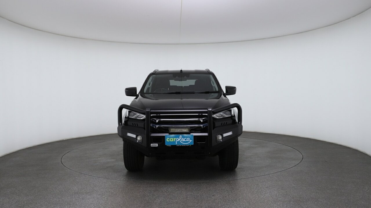 Isuzu Mu-x image 2