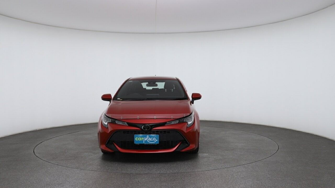 Toyota Corolla image 2