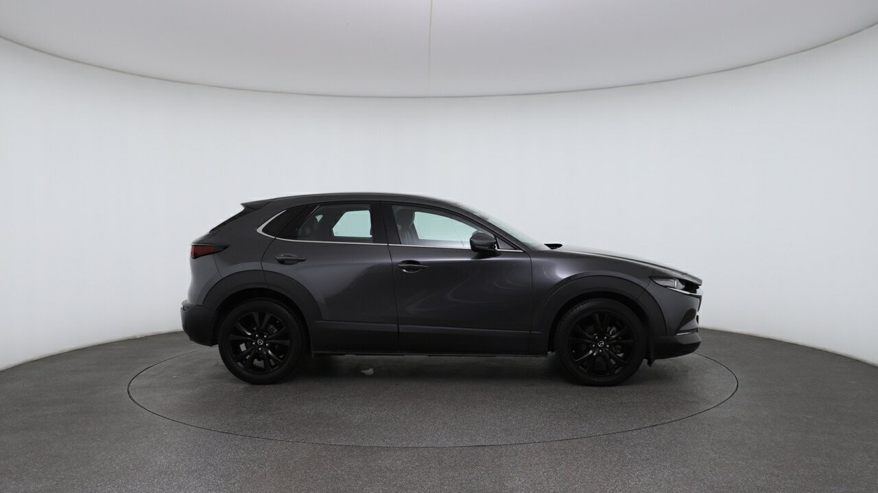Mazda Cx-30 image 3
