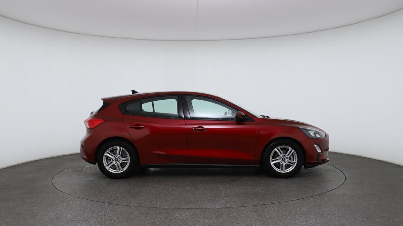 Ford Focus image 3