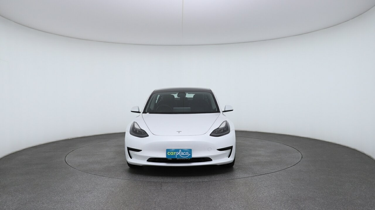 Tesla Model 3 image 2