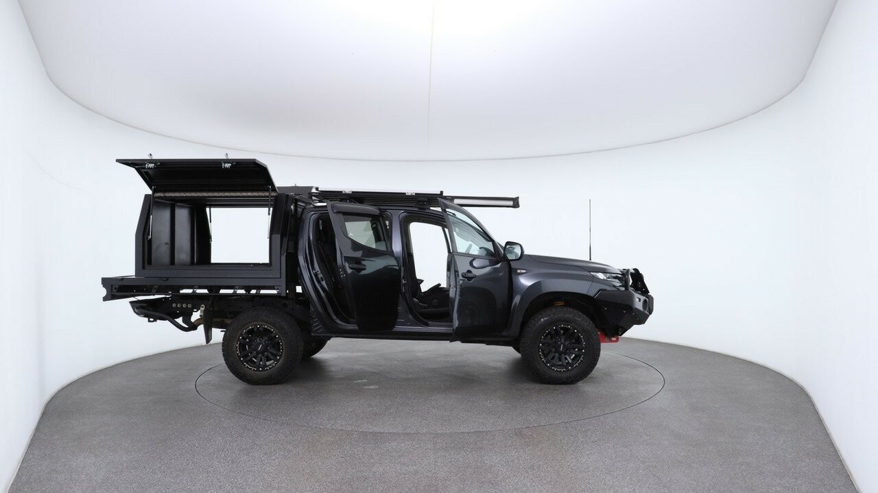 Mitsubishi Triton image 4