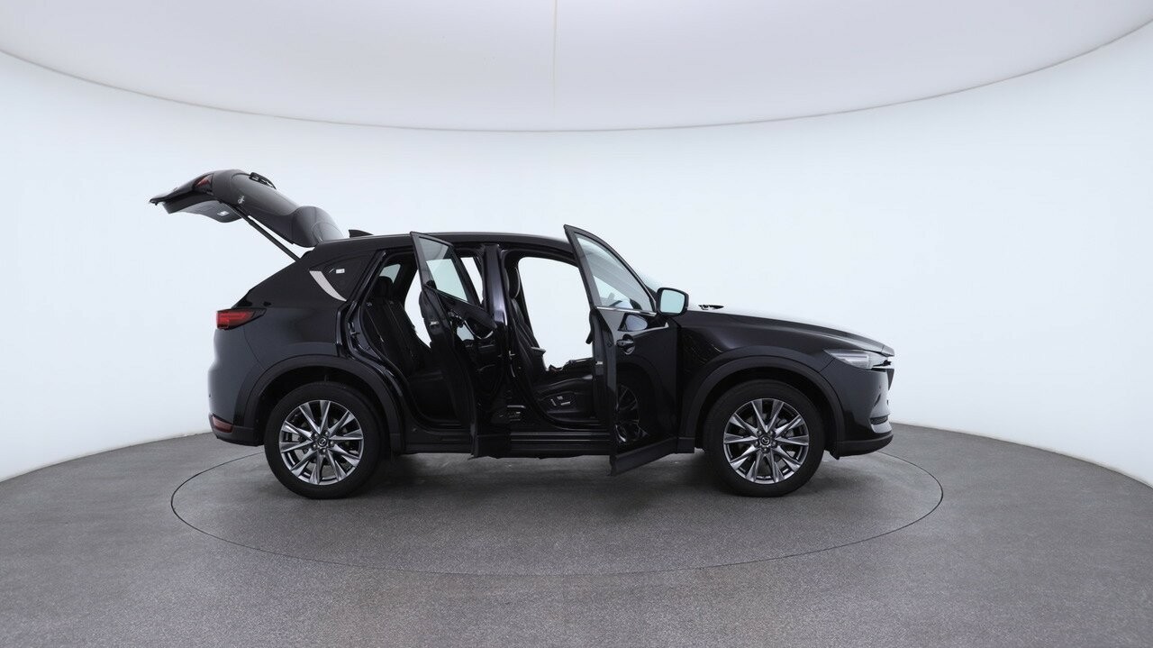 Mazda Cx-5 image 4