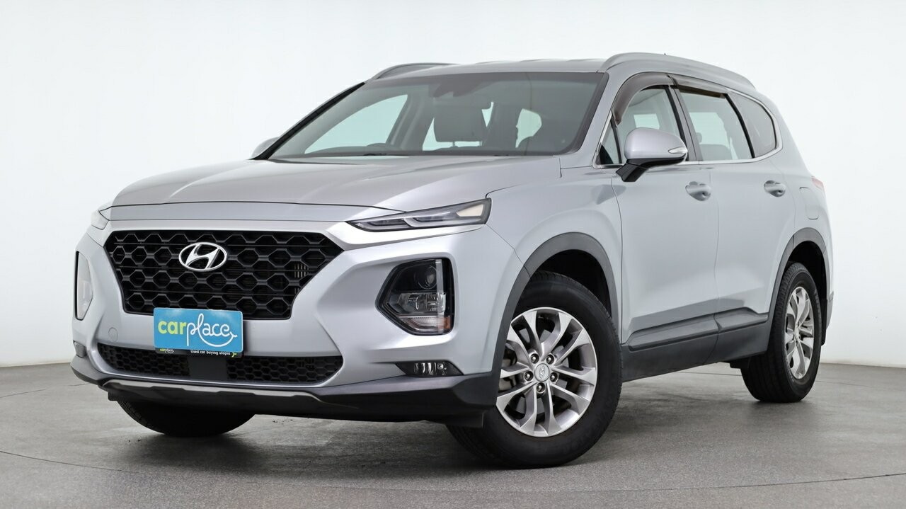 Hyundai Santa Fe image 1