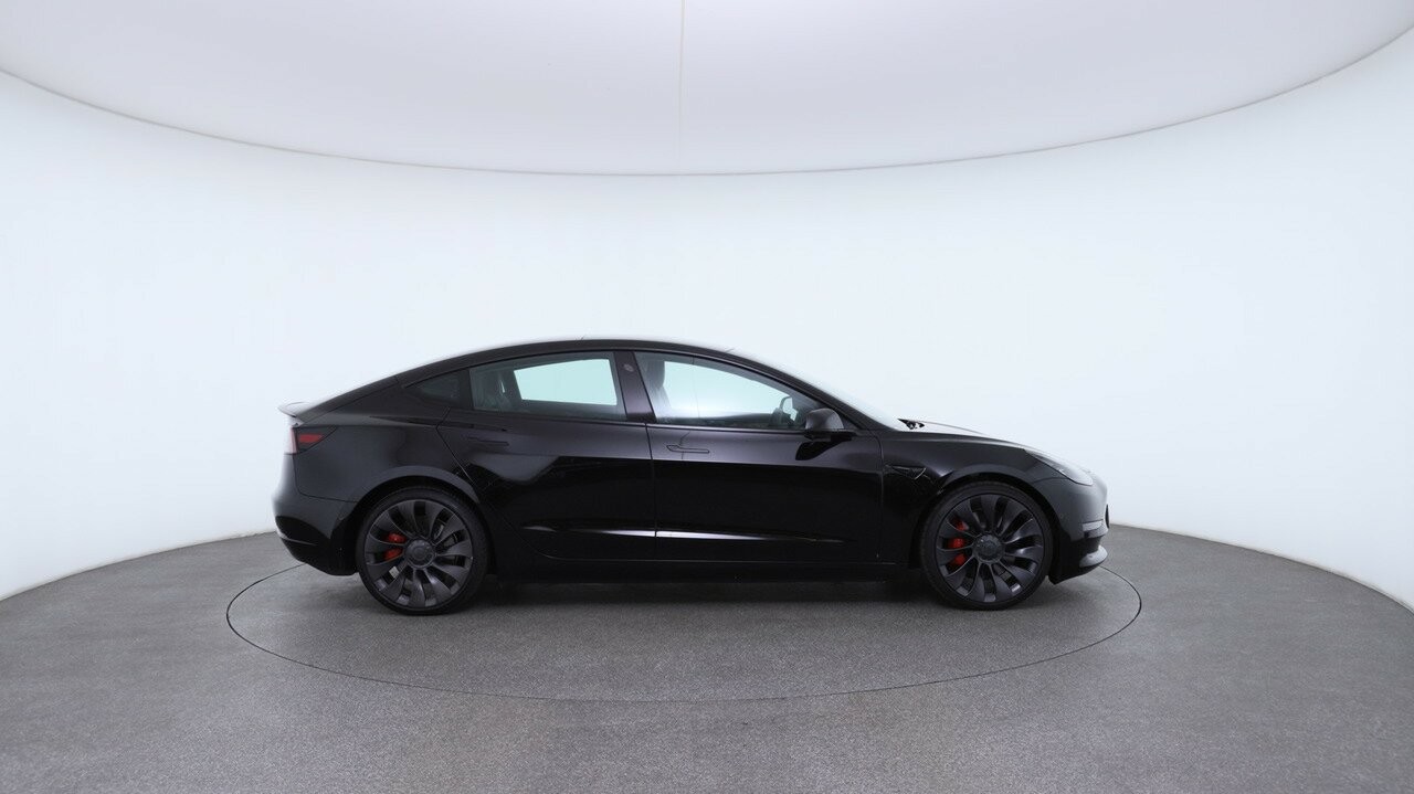 Tesla Model 3 image 4