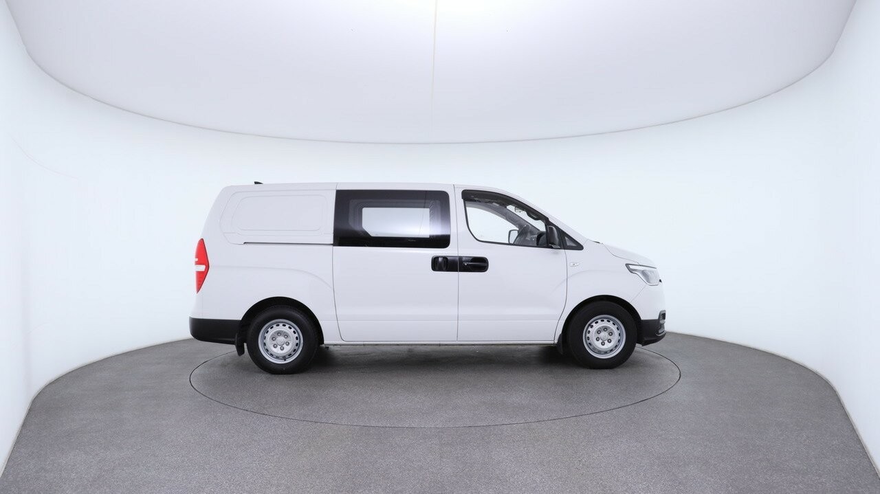 Hyundai Iload image 3