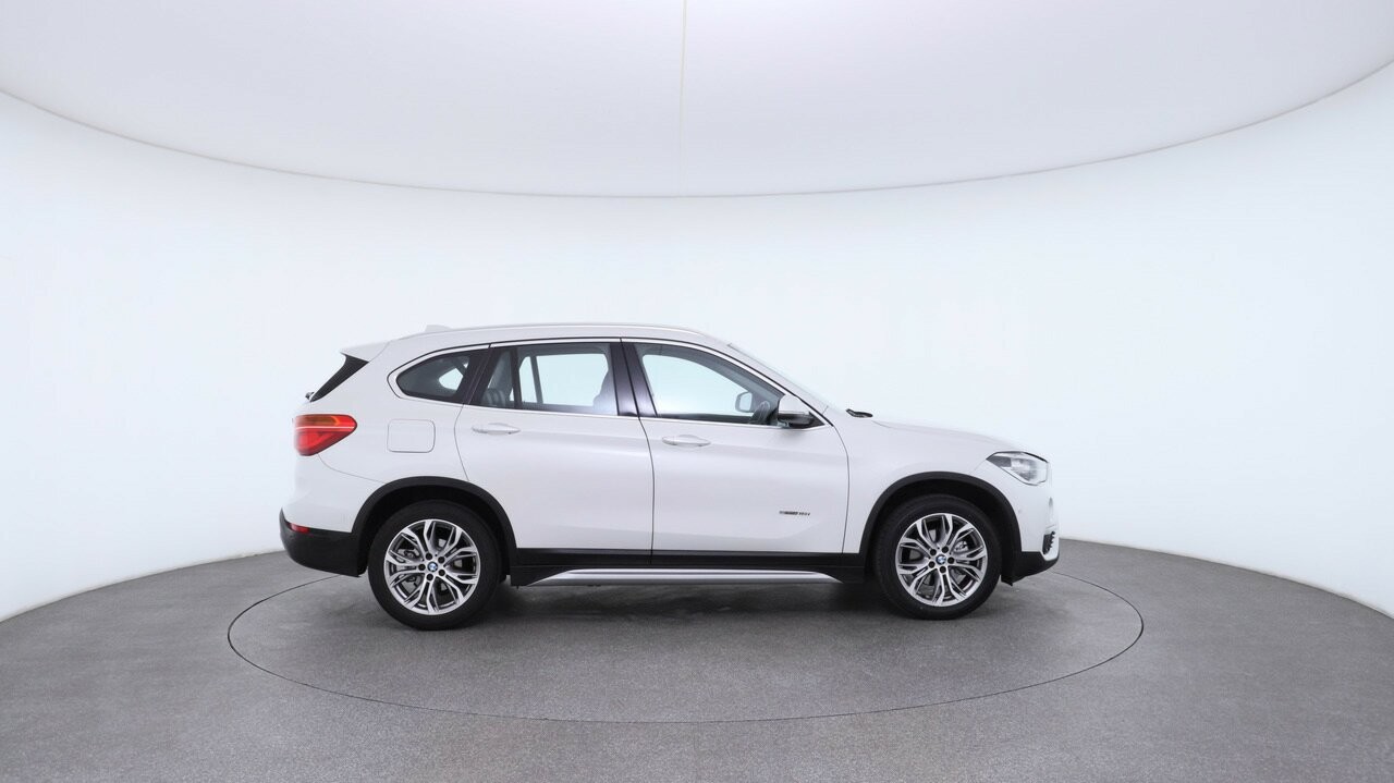 BMW X1 image 3