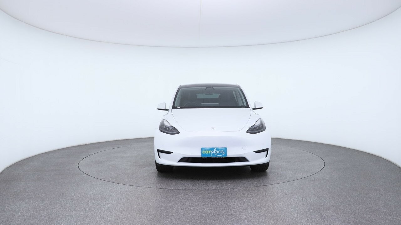 Tesla Model Y image 2