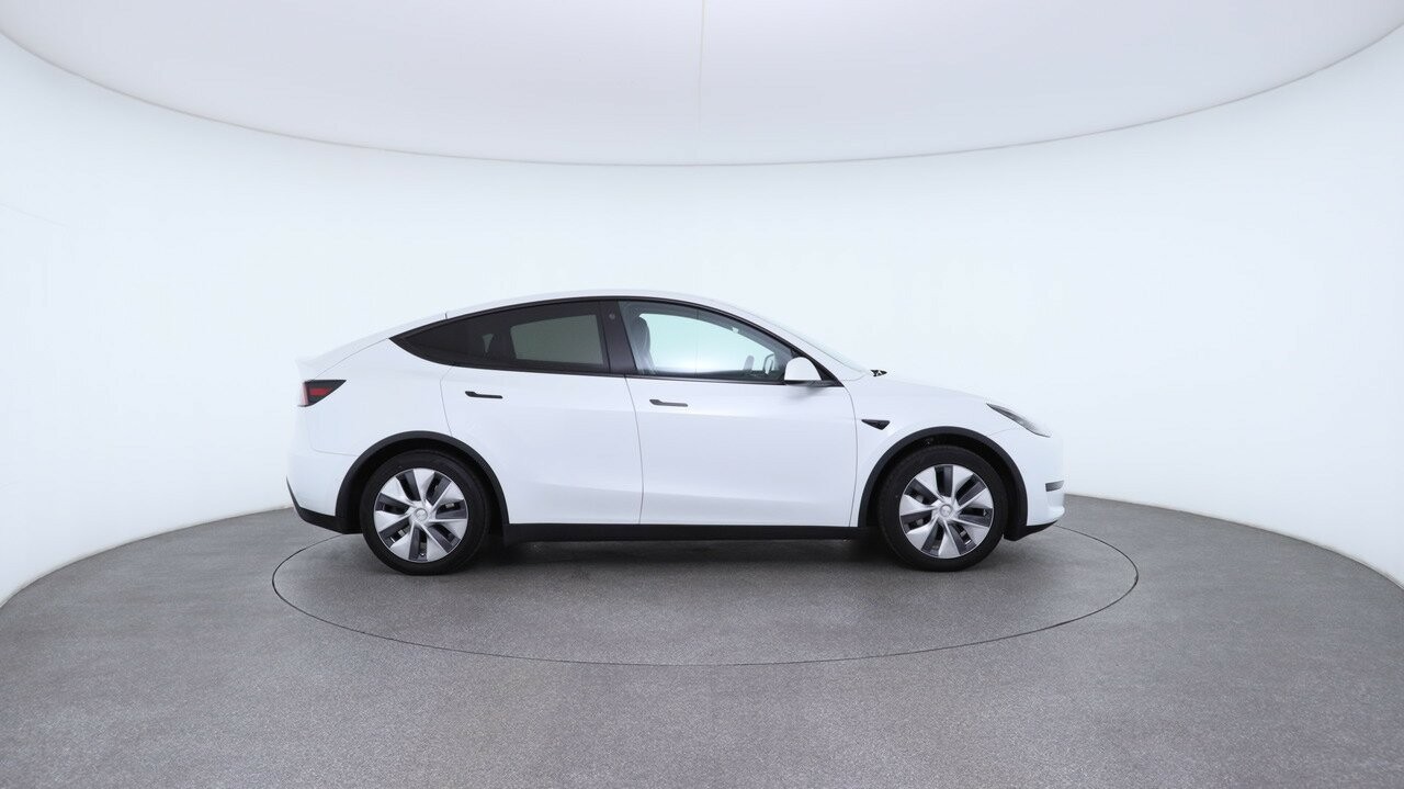 Tesla Model Y image 3