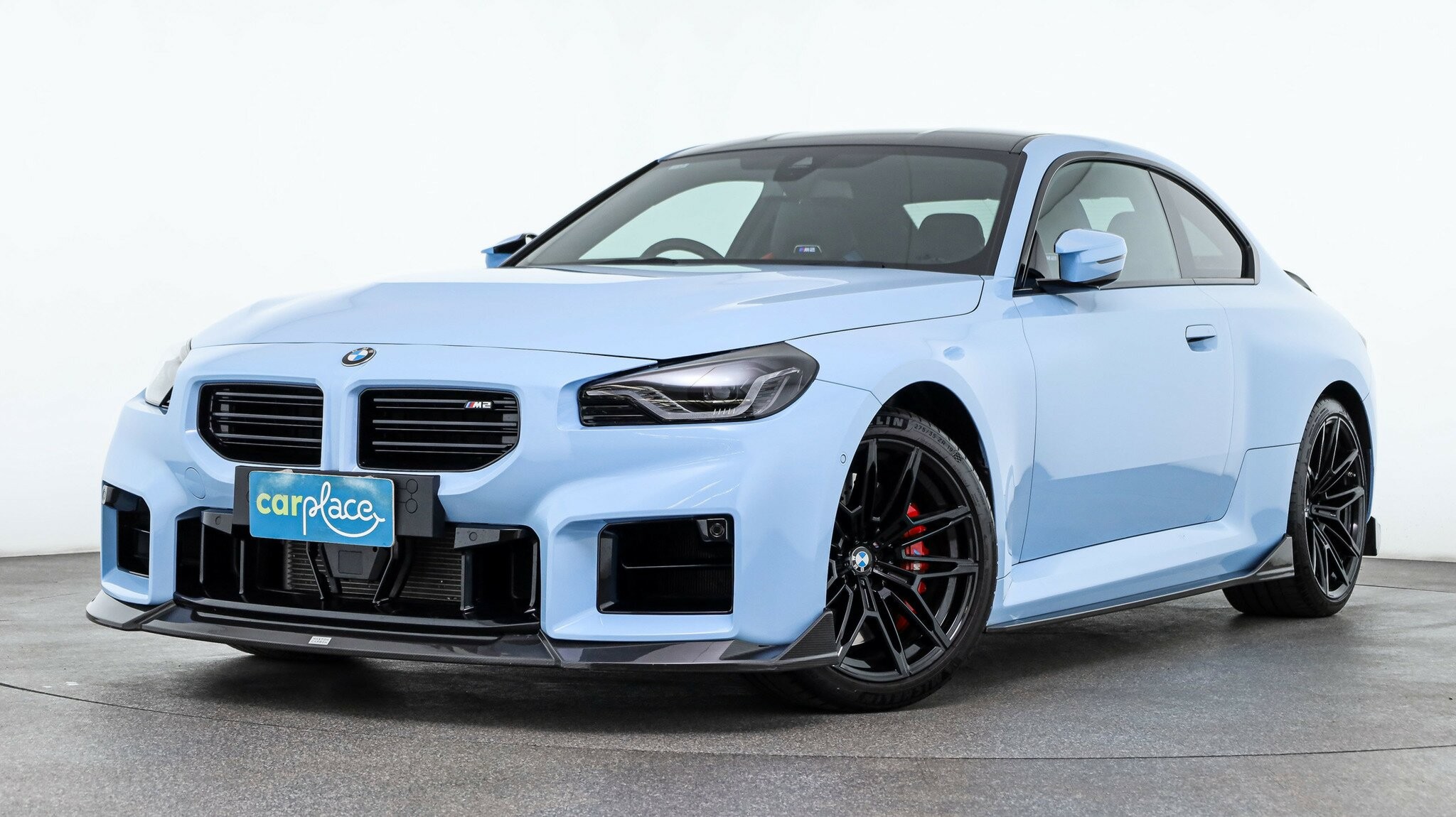 BMW M2 image 1