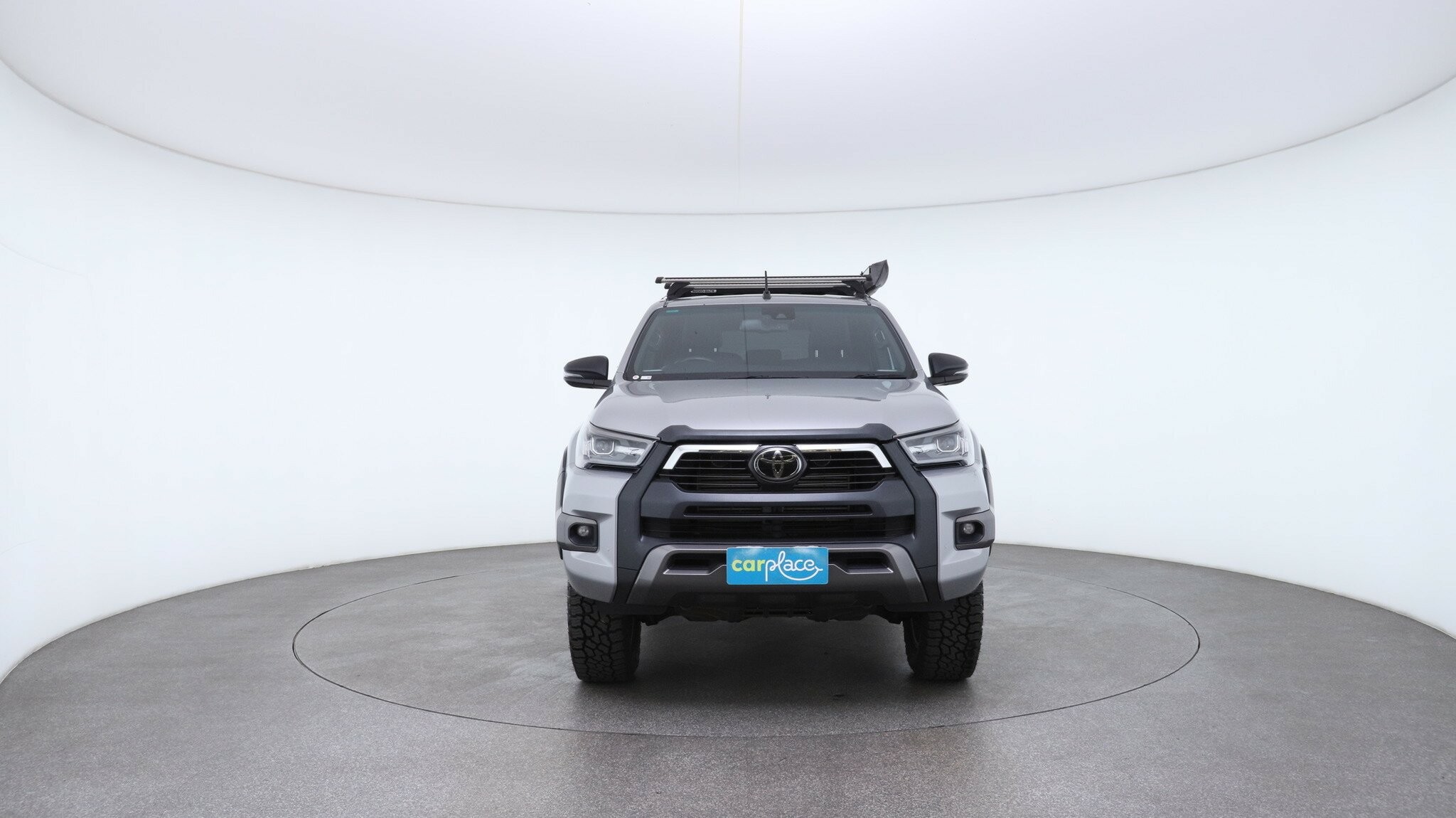 Toyota Hilux image 3