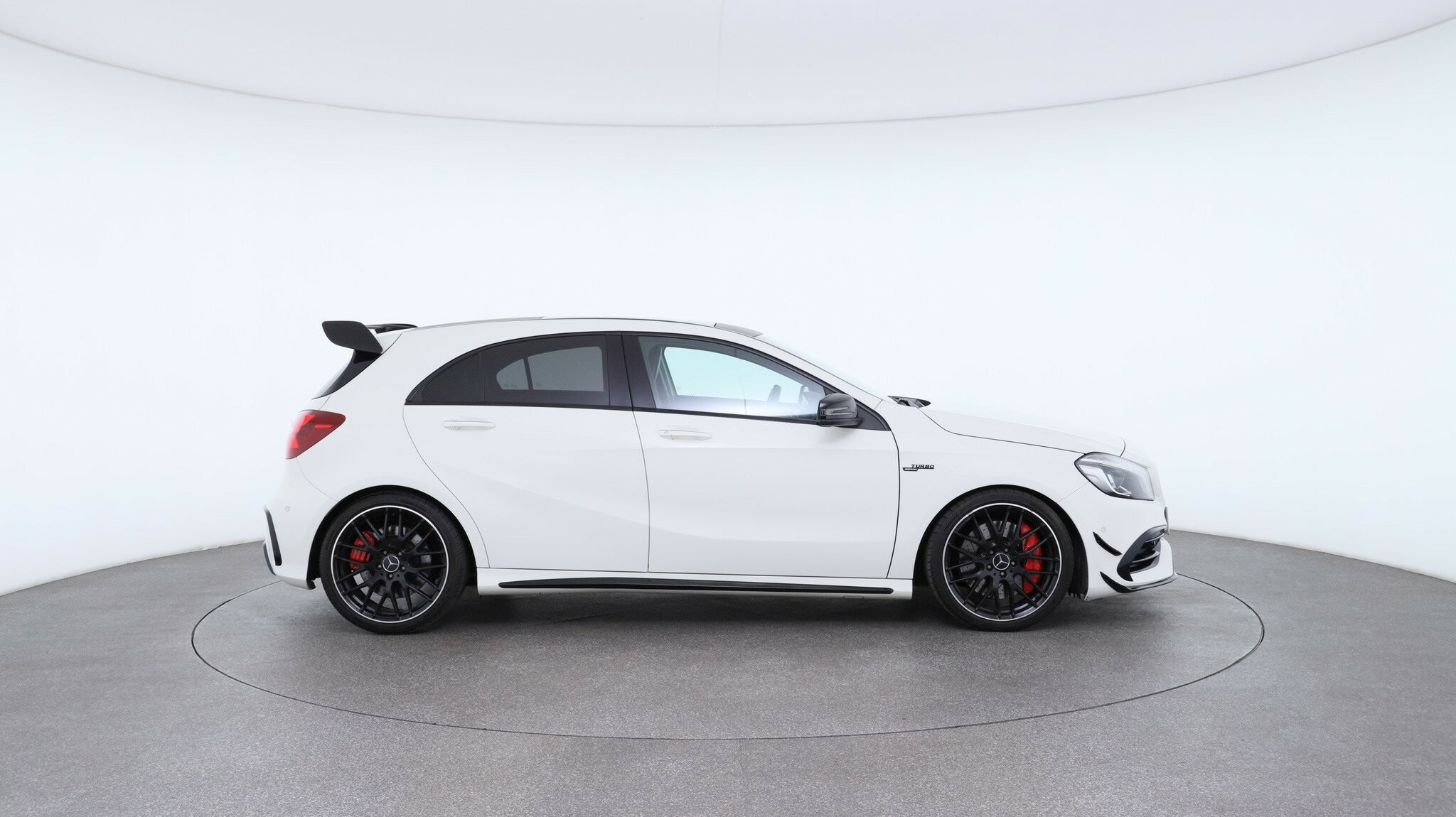 Mercedes Benz A-class image 3