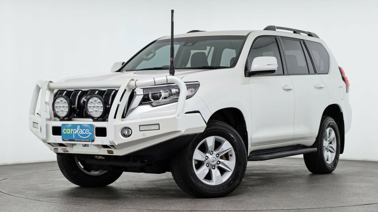 Toyota Landcruiser Prado image 1