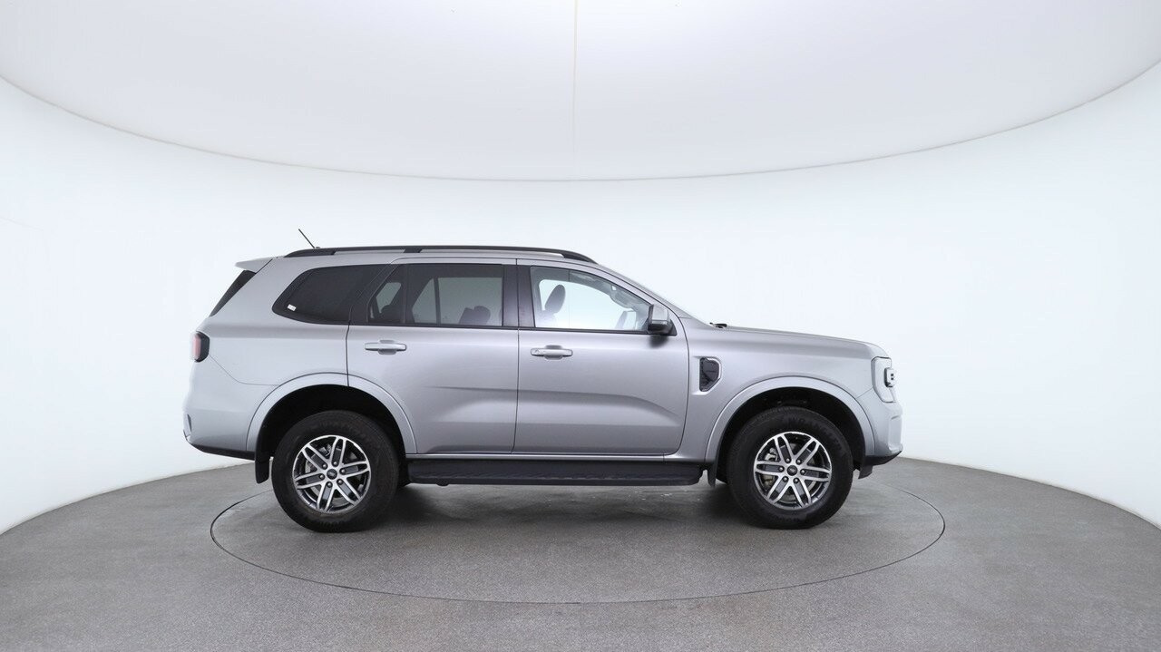 Ford Everest image 3