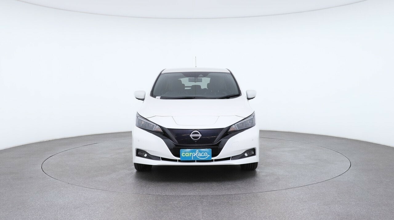 Nissan Leaf image 2