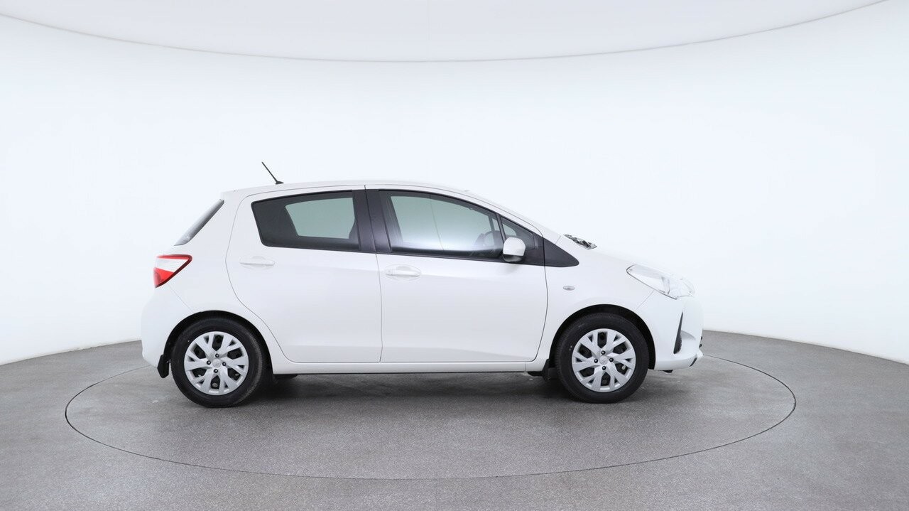 Toyota Yaris image 3