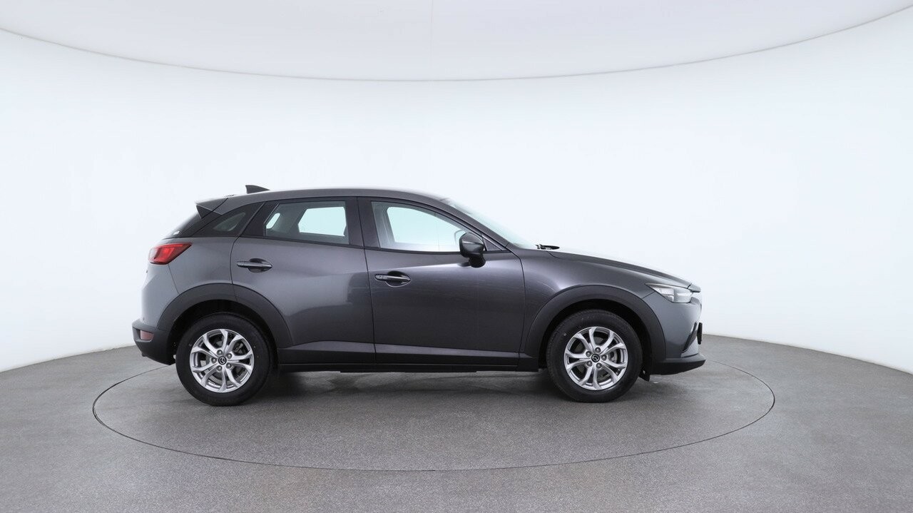 Mazda Cx-3 image 3