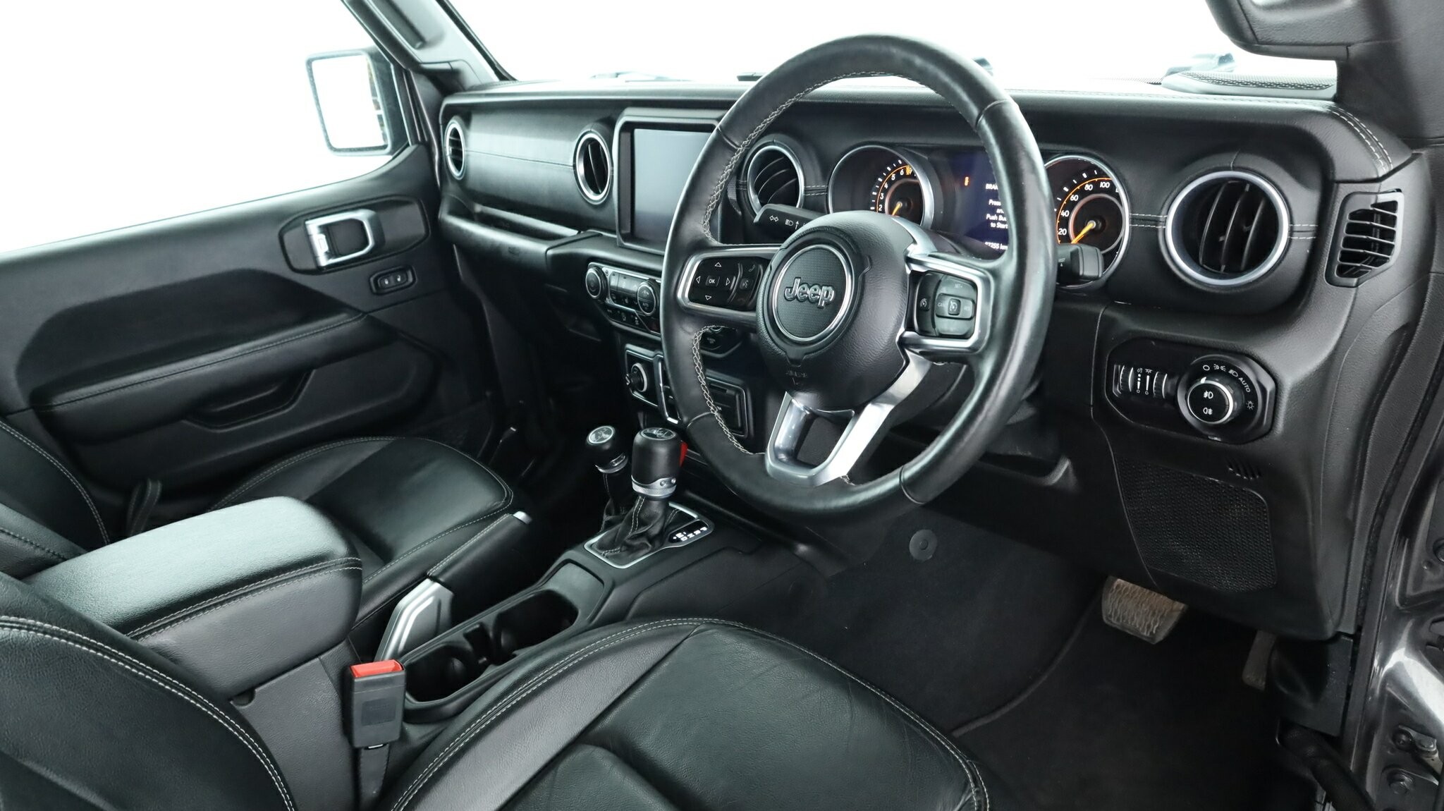 Jeep Wrangler image 4