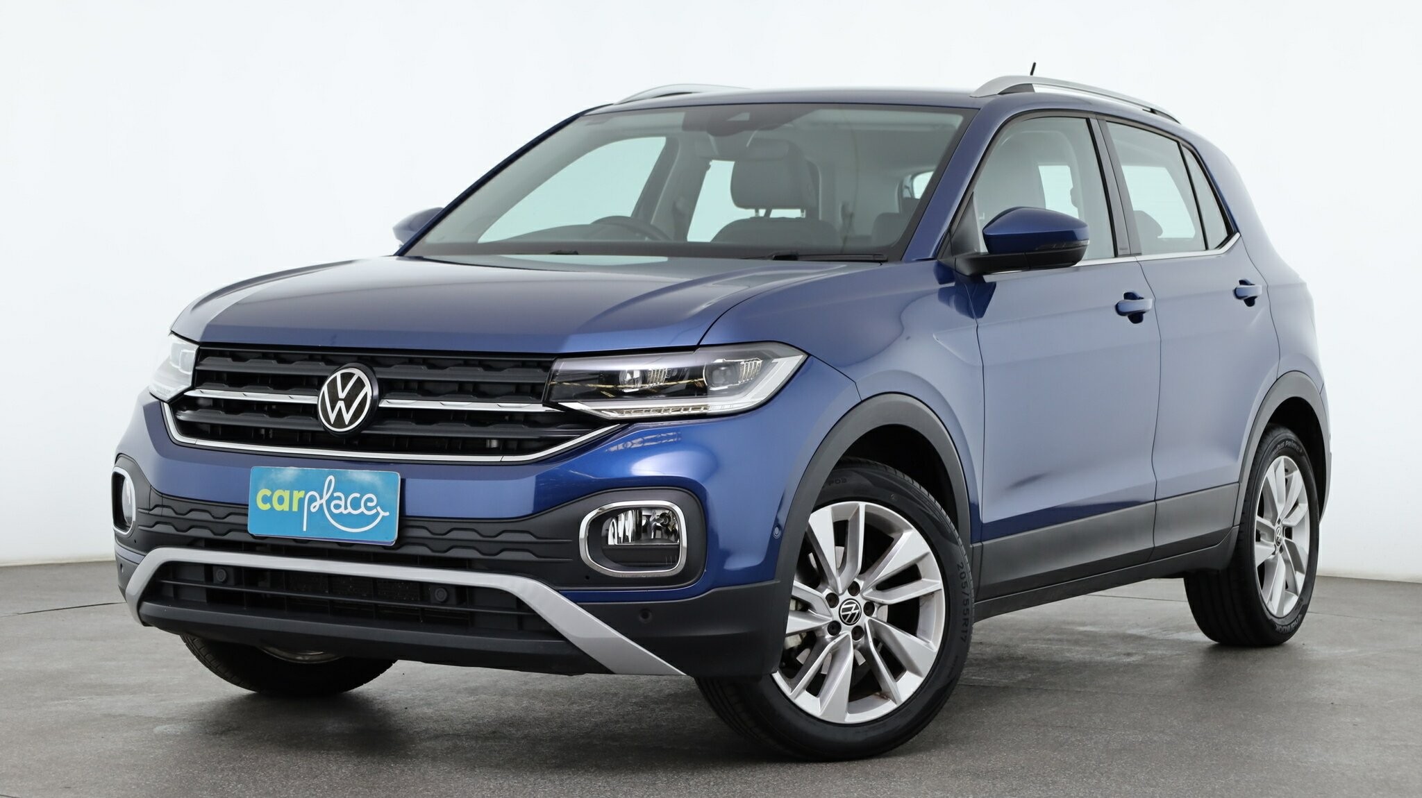 Volkswagen T-cross image 1