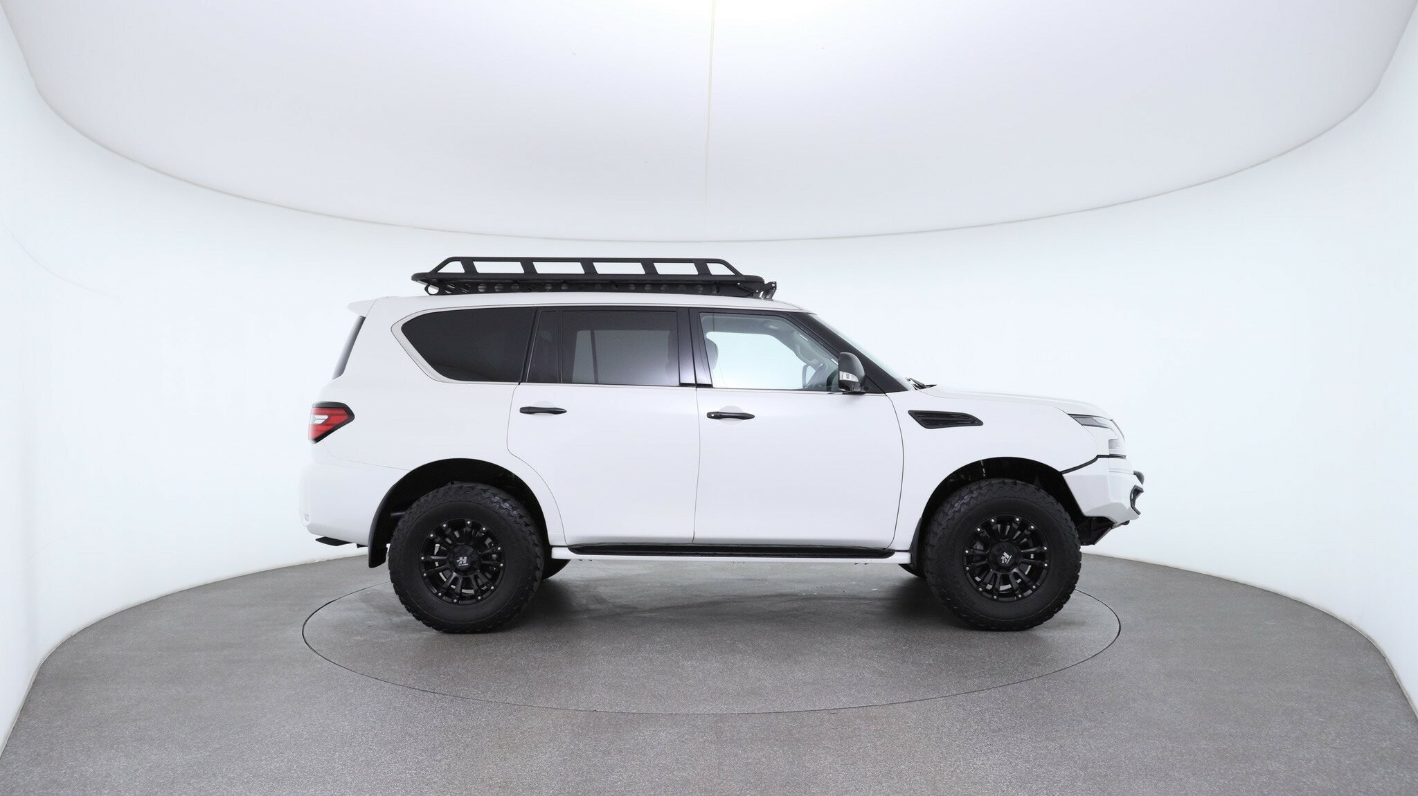 Nissan Patrol image 4