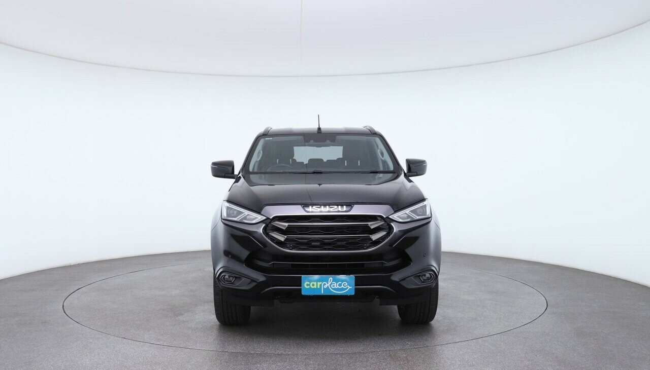 Isuzu Mu-x image 2