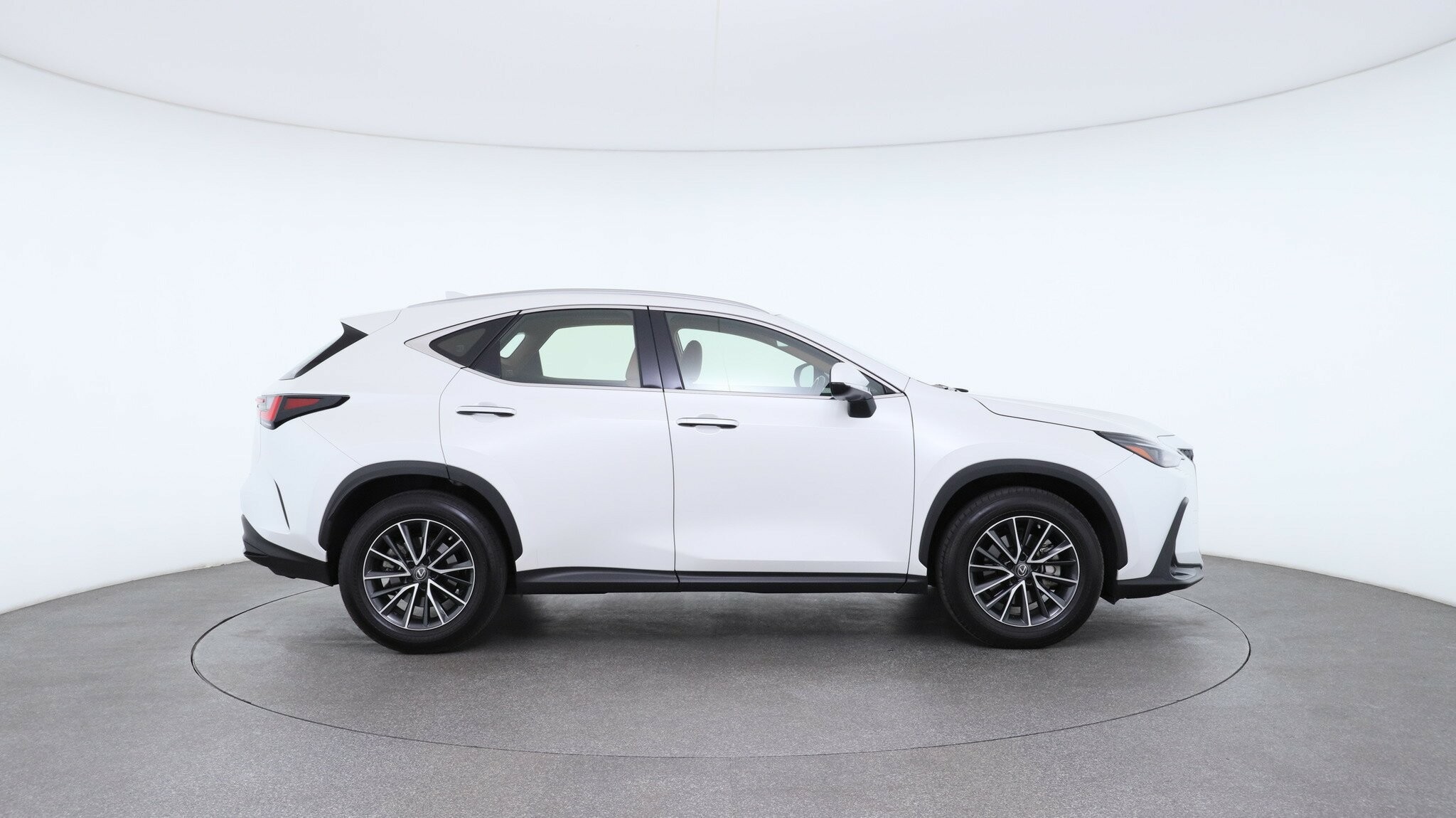 Lexus Nx image 3