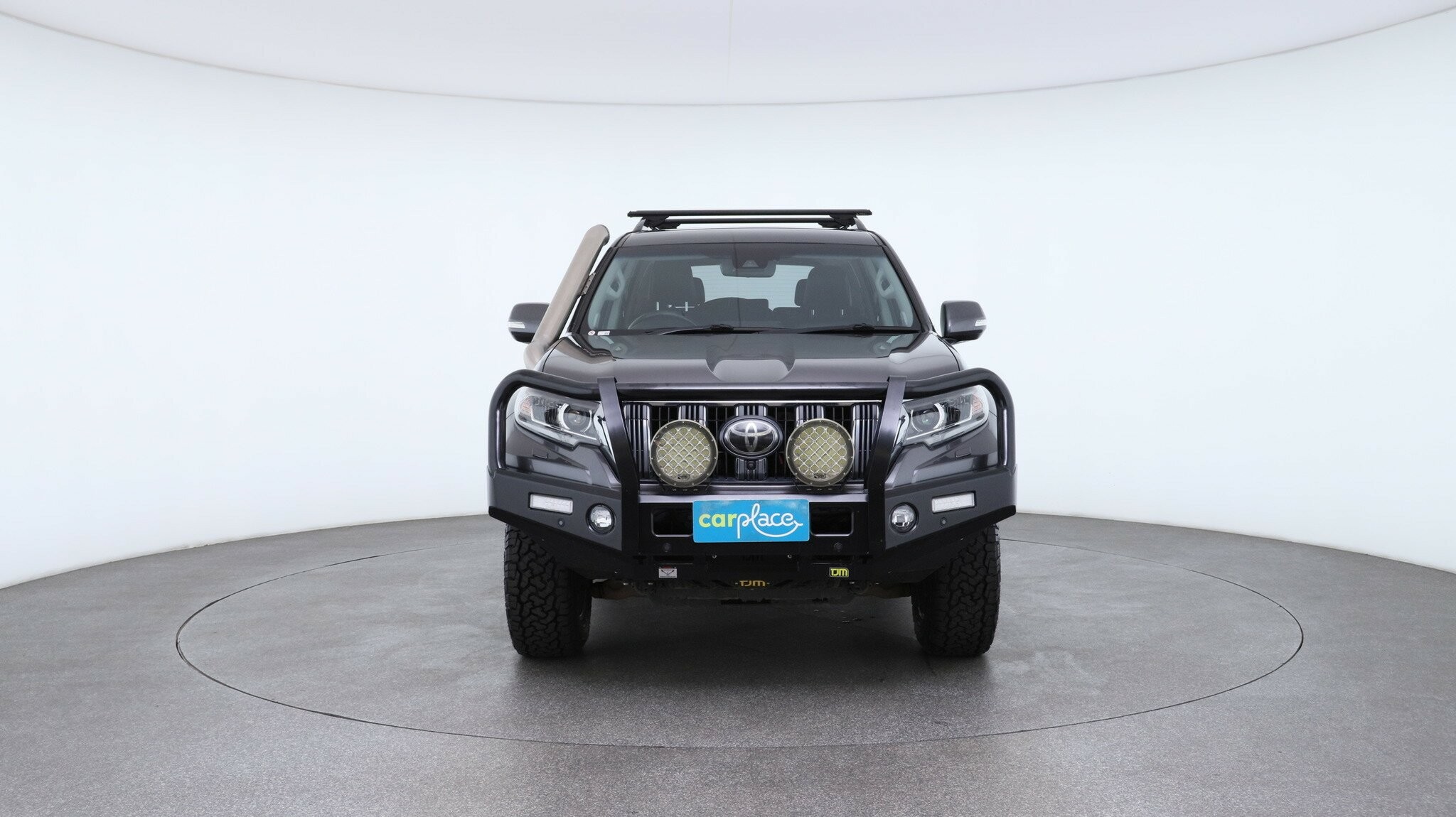 Toyota Landcruiser Prado image 2