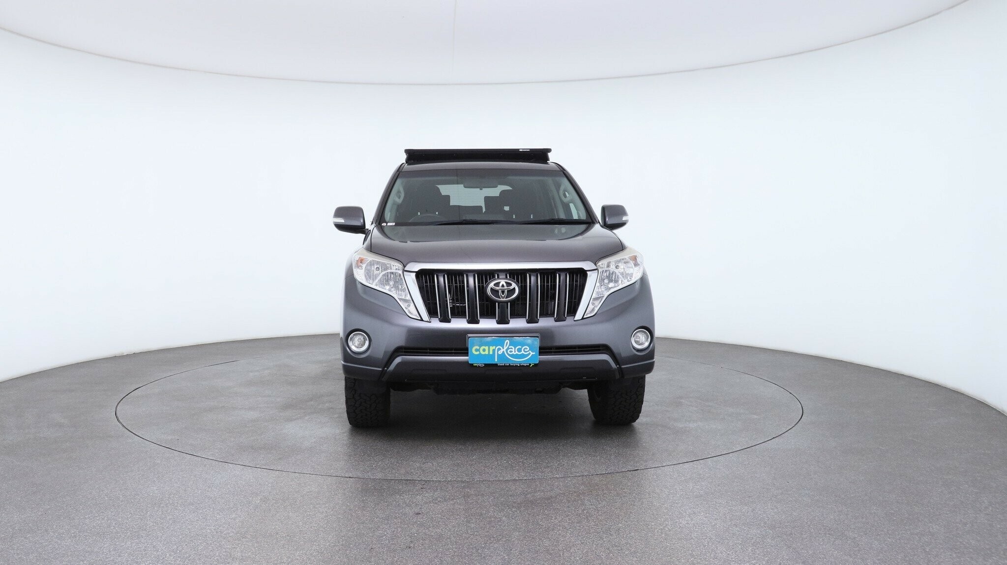 Toyota Landcruiser Prado image 2