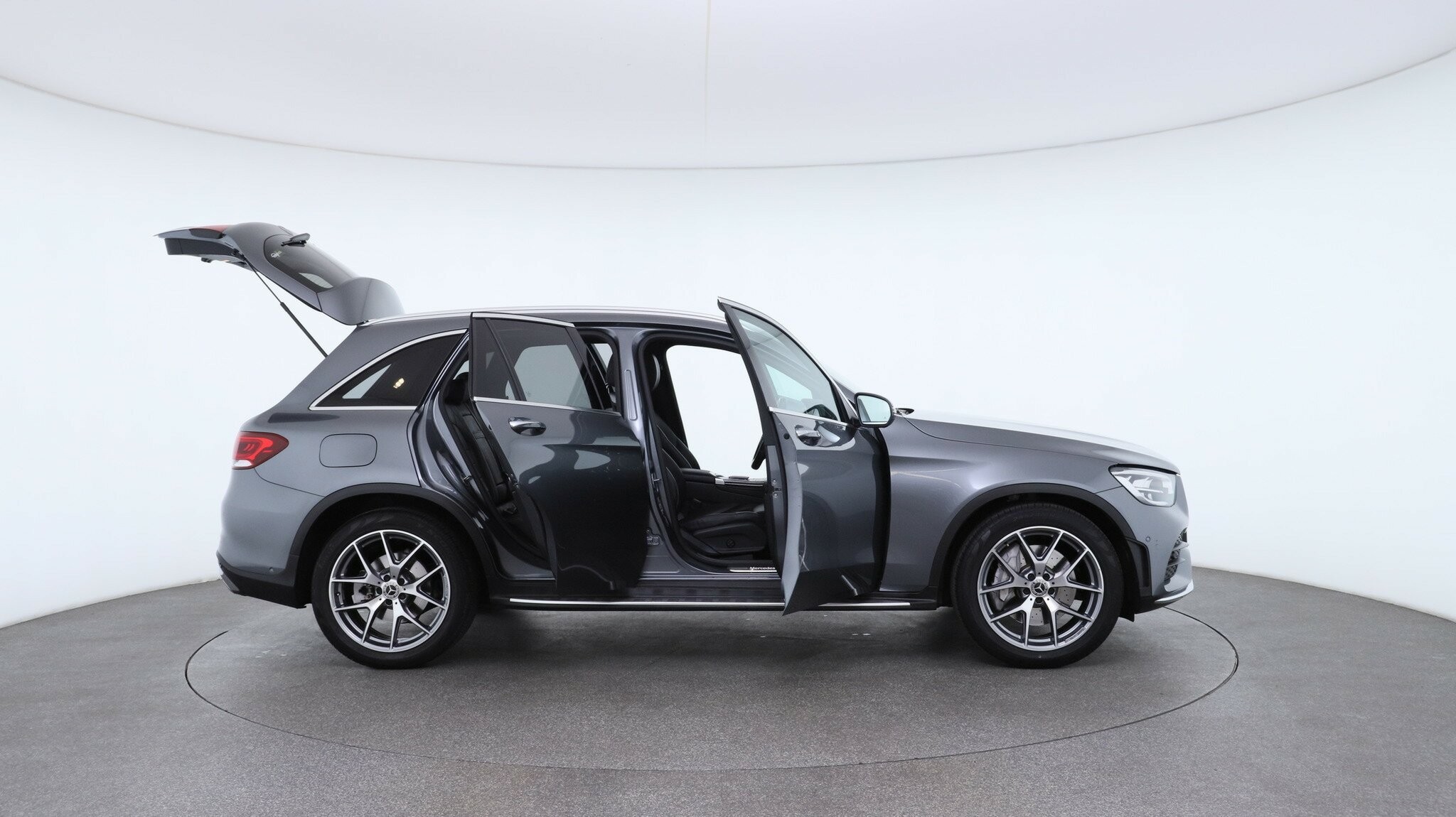 Mercedes Benz Glc-class image 4