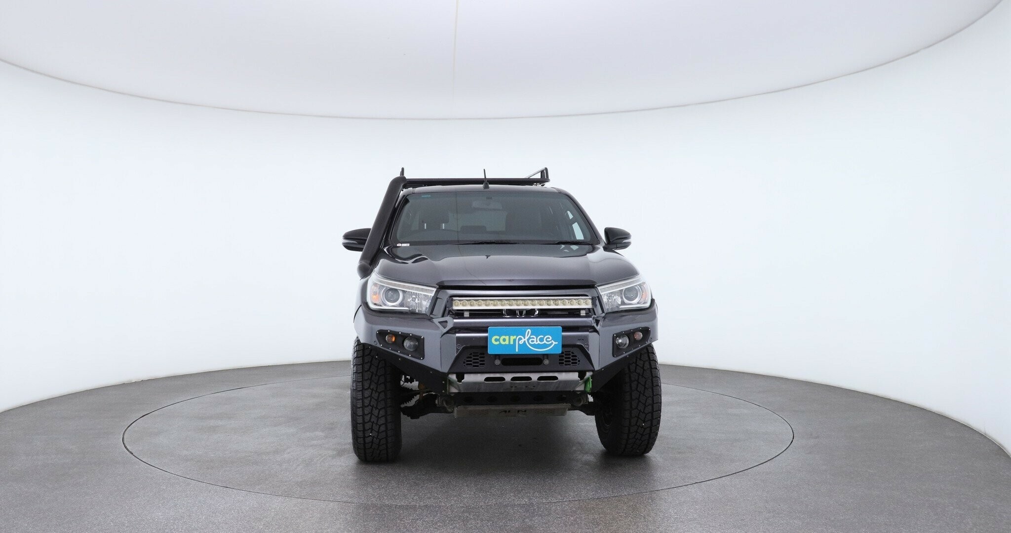 Toyota Hilux image 3