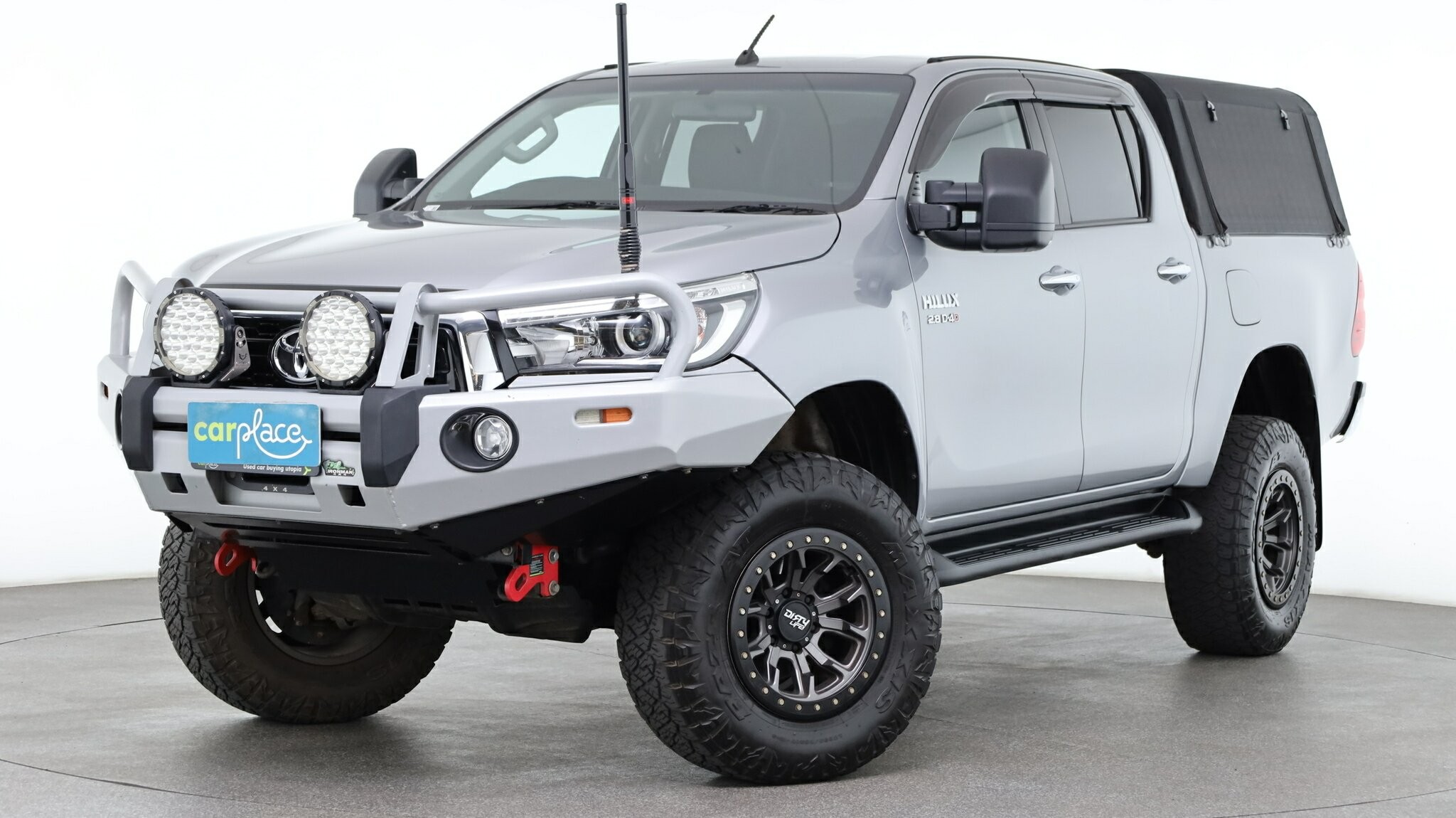 Toyota Hilux image 1