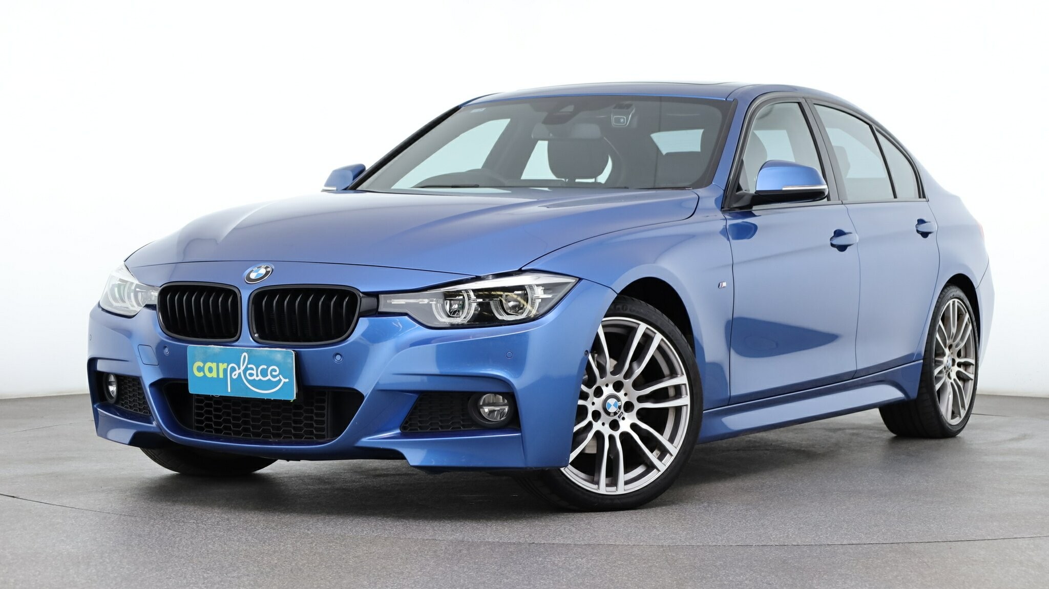 BMW 3 Series image 1