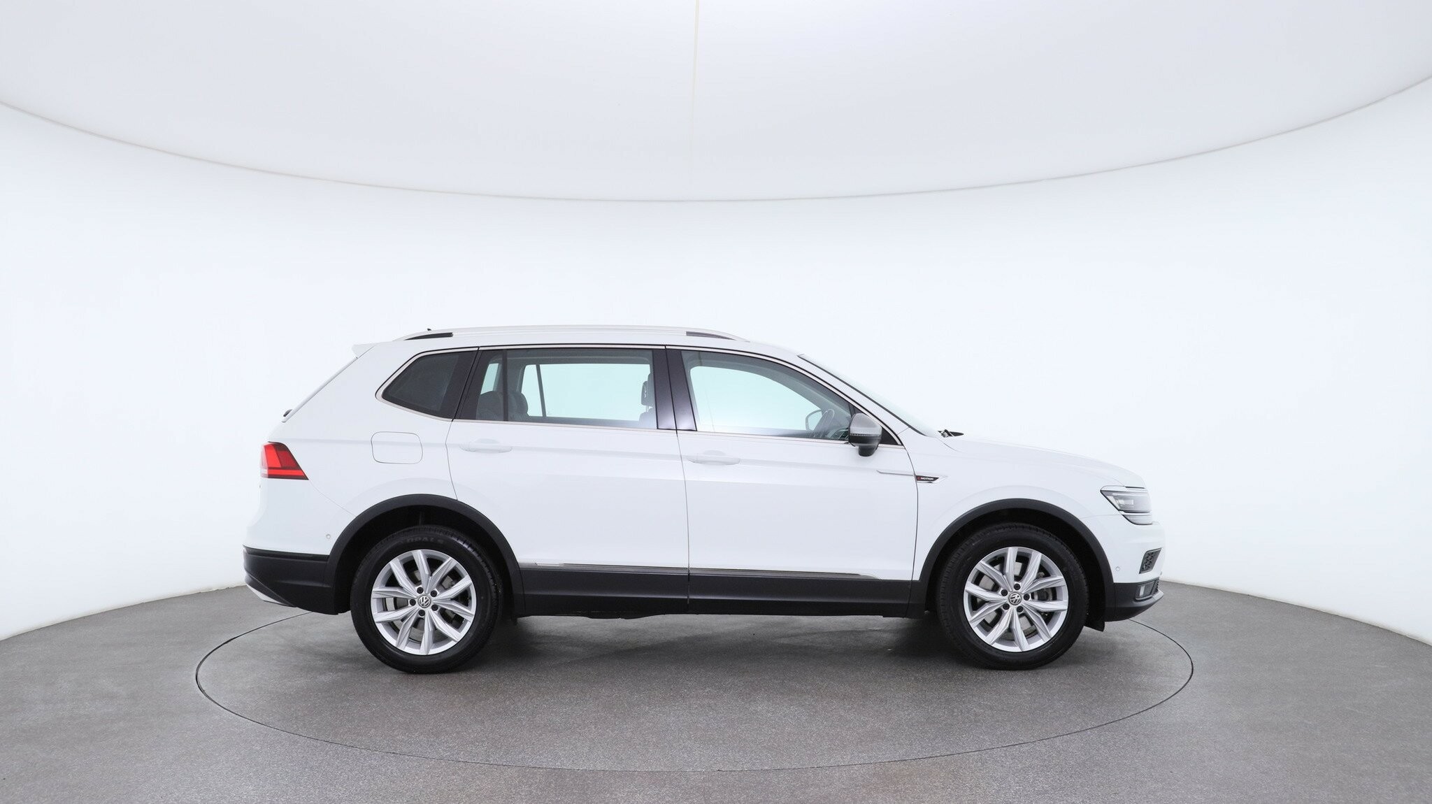 Volkswagen Tiguan image 3