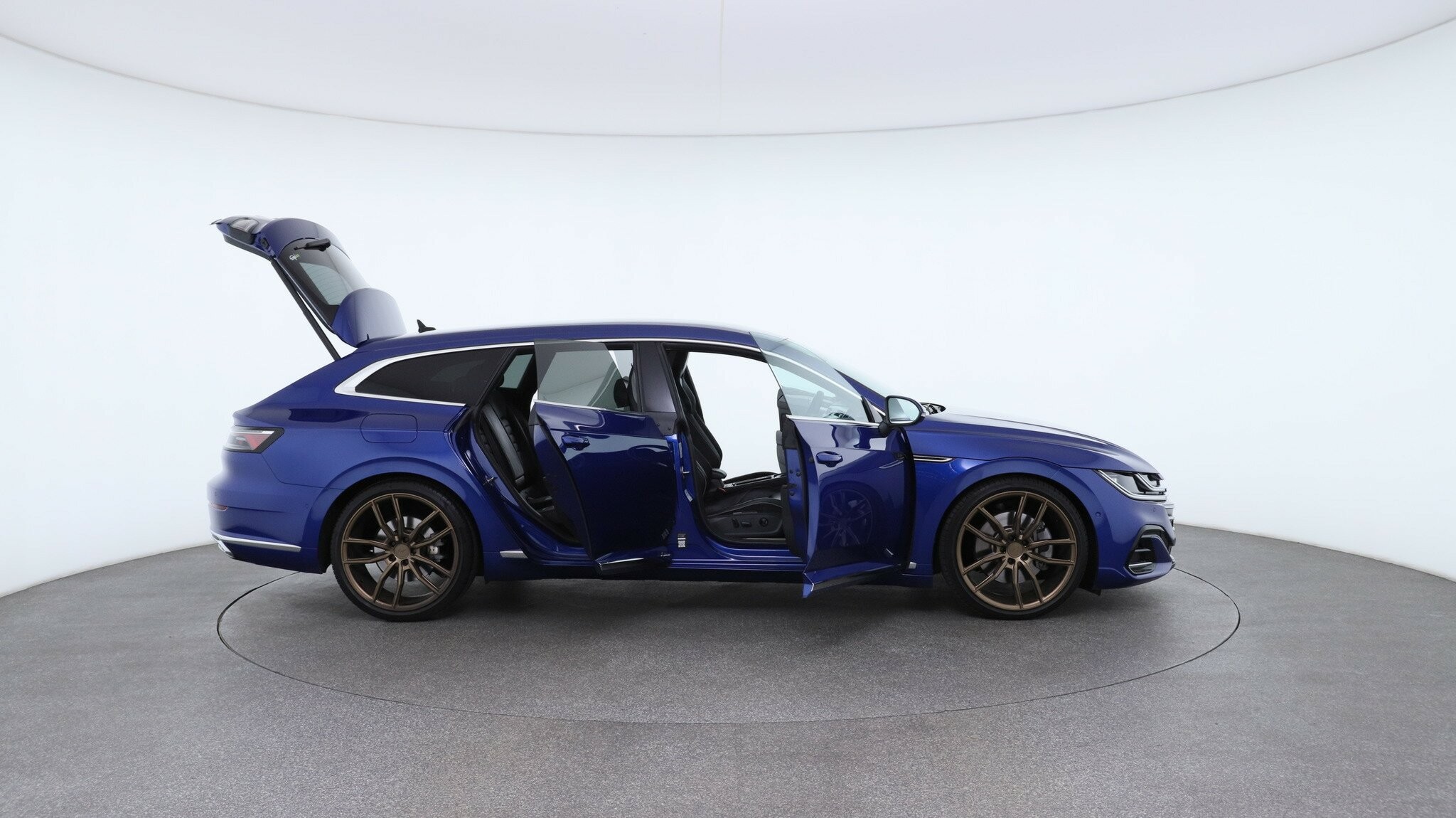 Volkswagen Arteon image 4