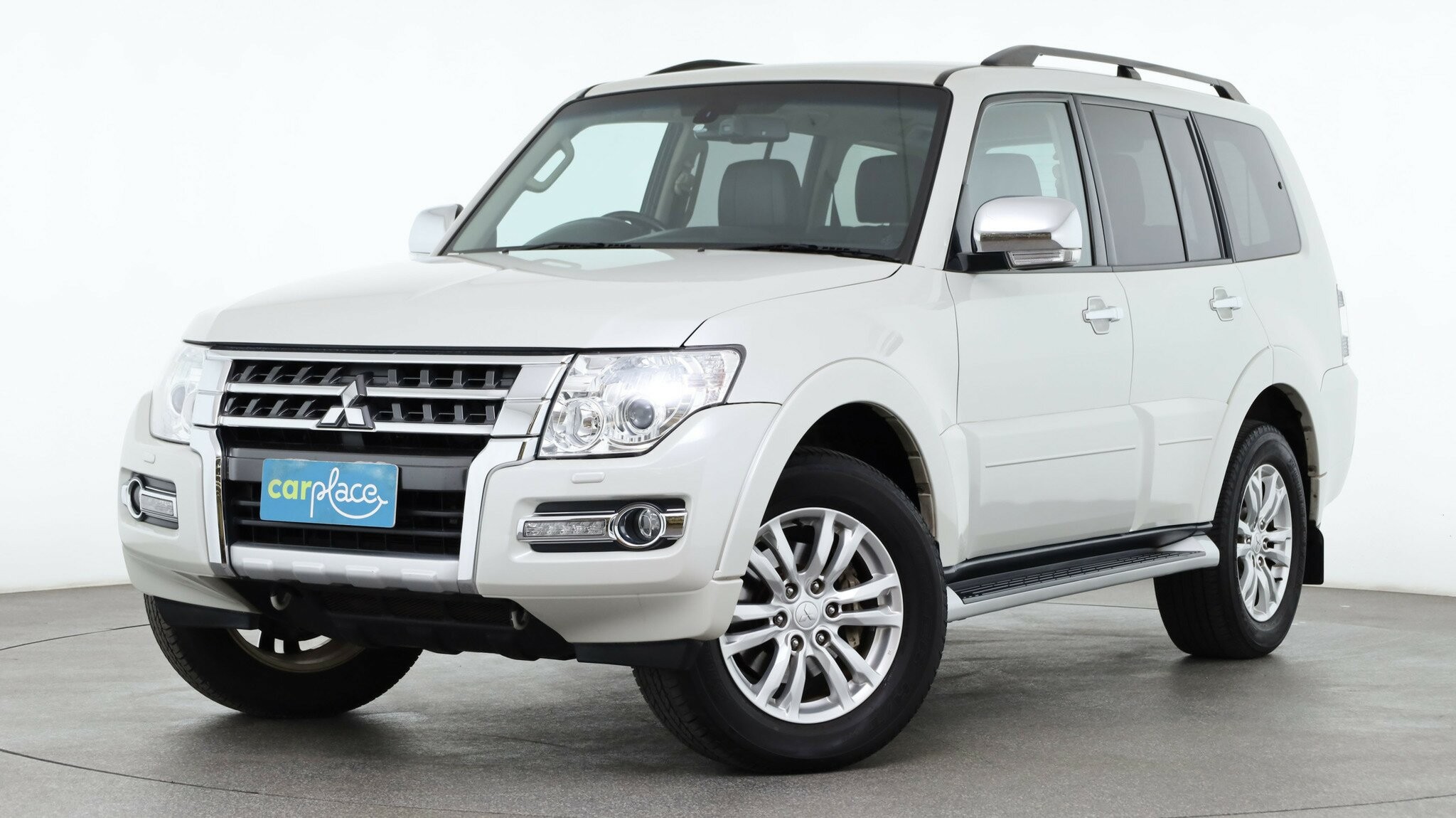 Mitsubishi Pajero image 1