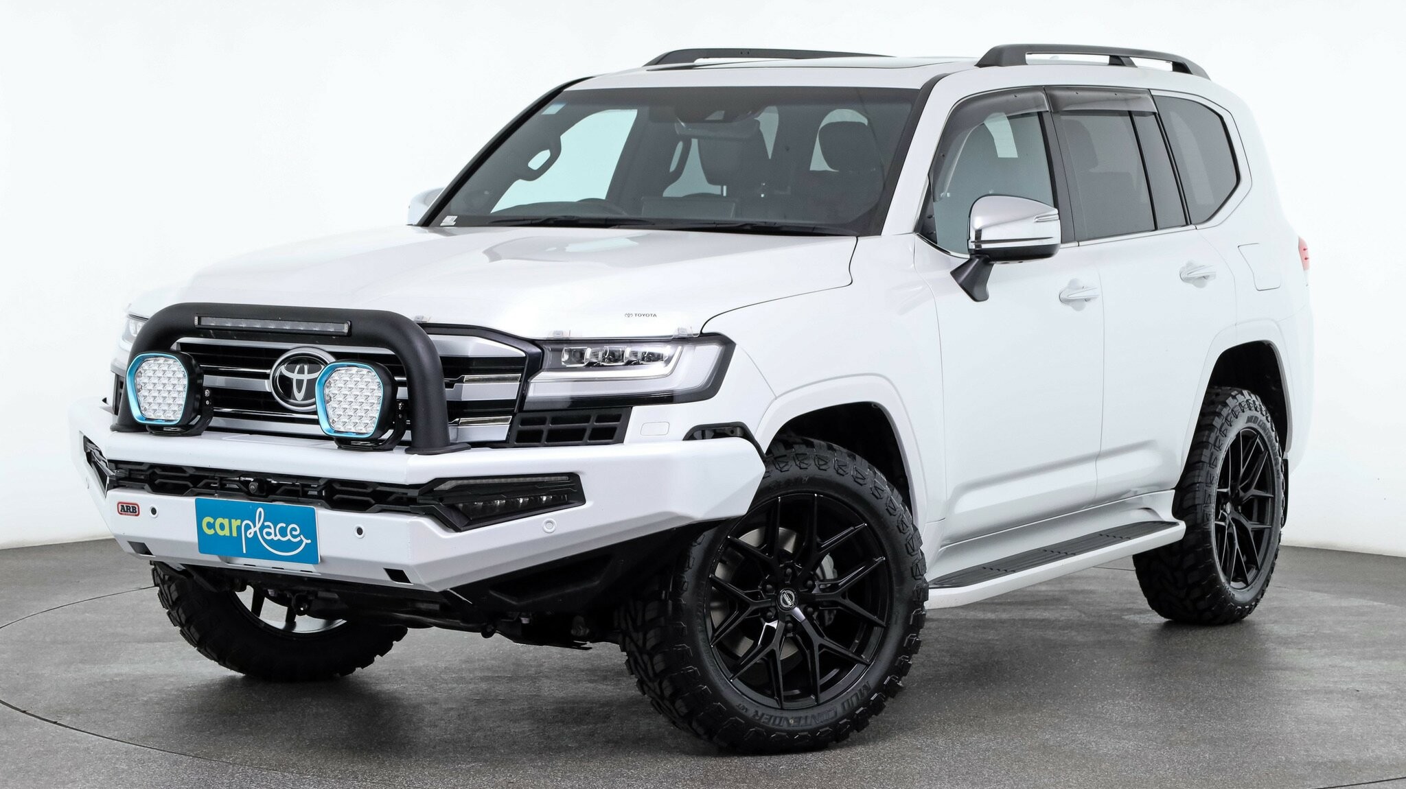 Toyota Landcruiser image 2