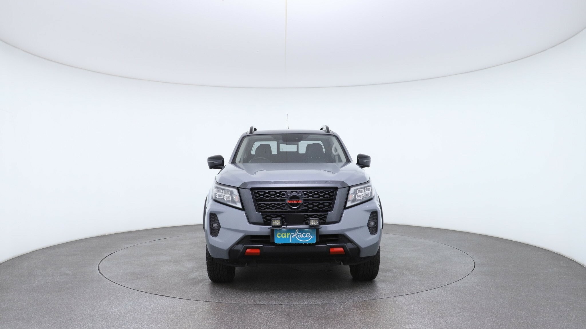 Nissan Navara image 2
