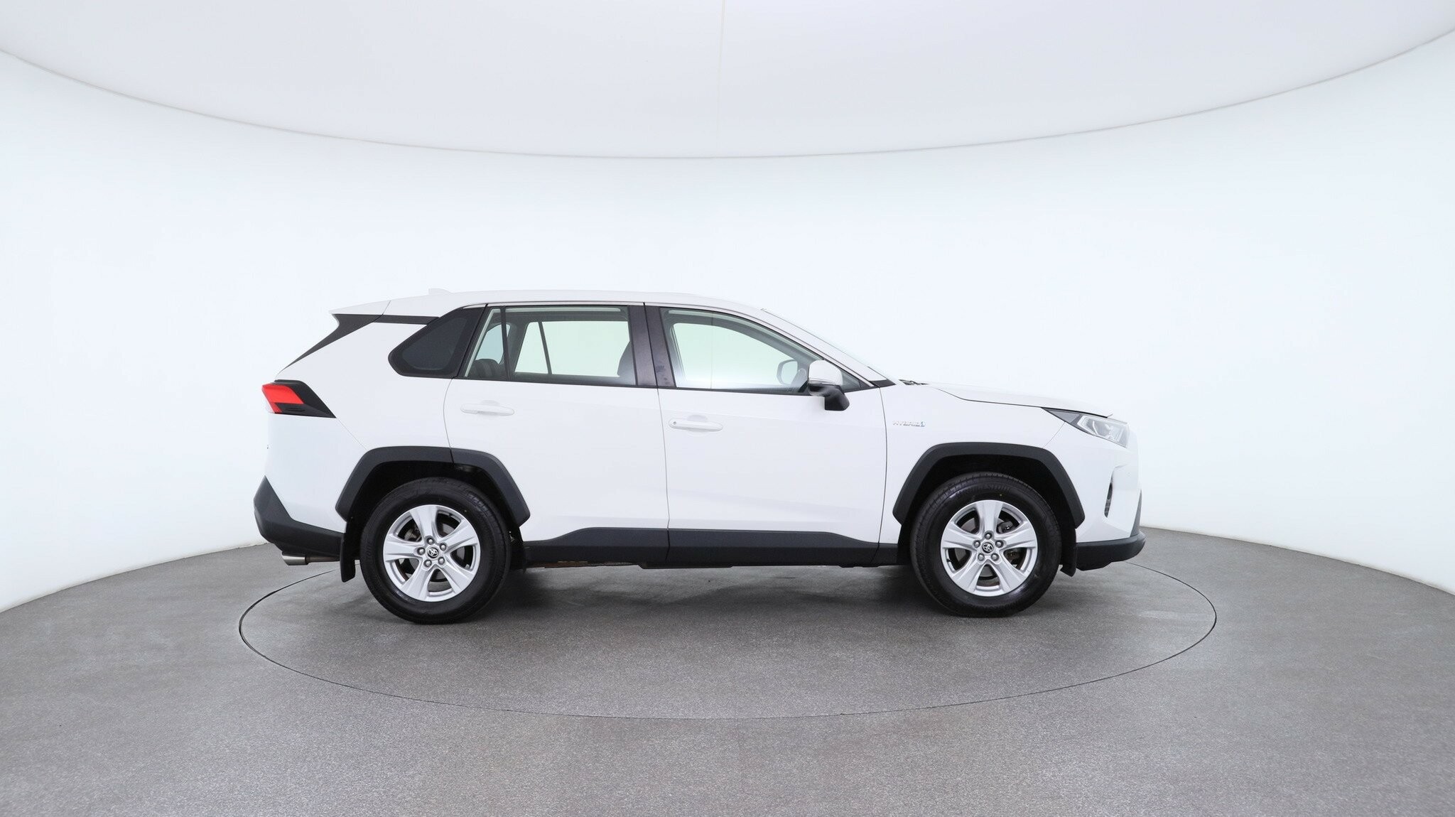 Toyota Rav4 image 3