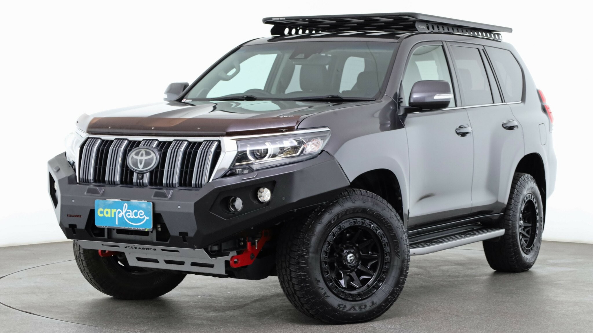 Toyota Landcruiser Prado image 2