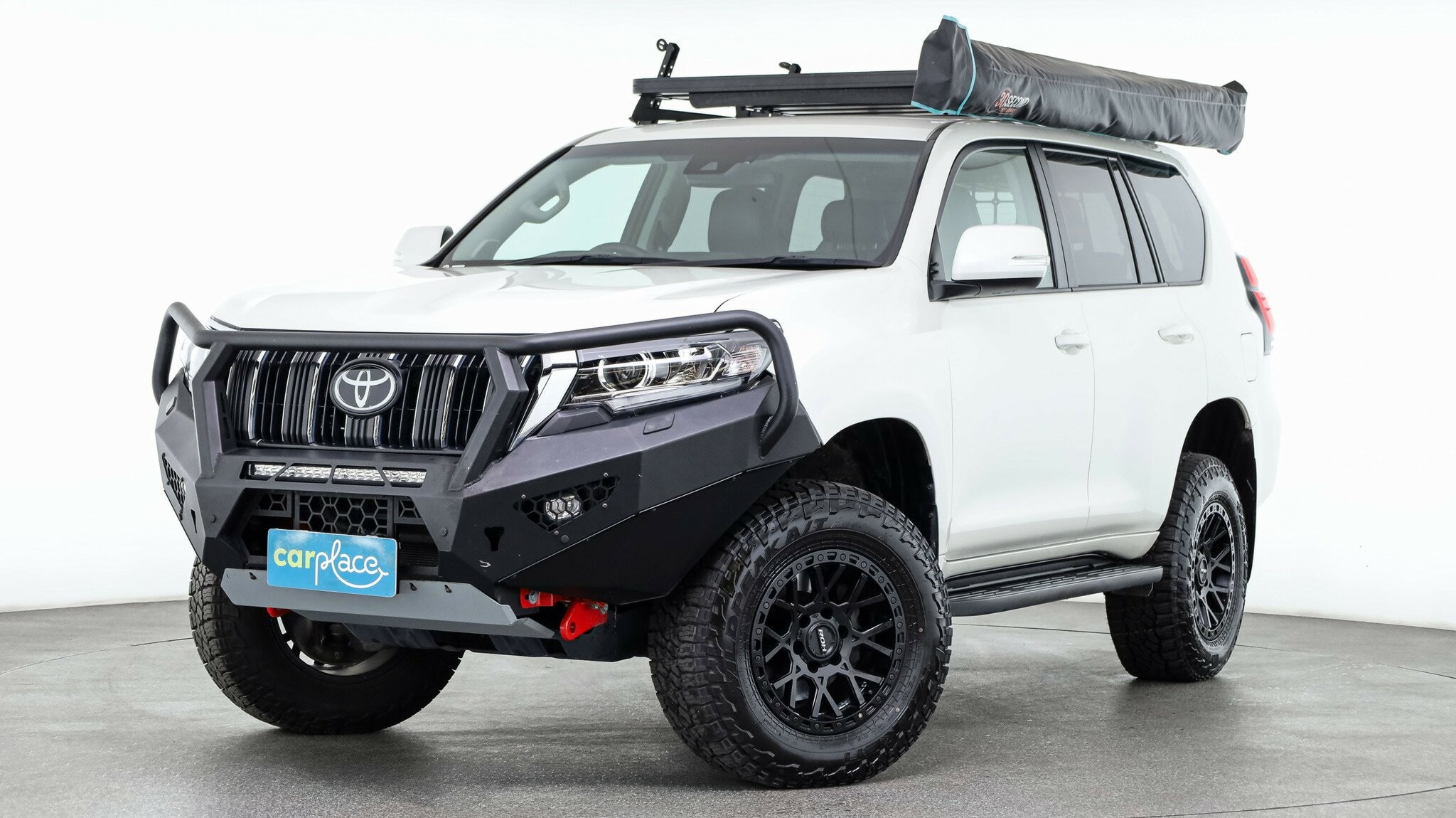 Toyota Landcruiser Prado image 2