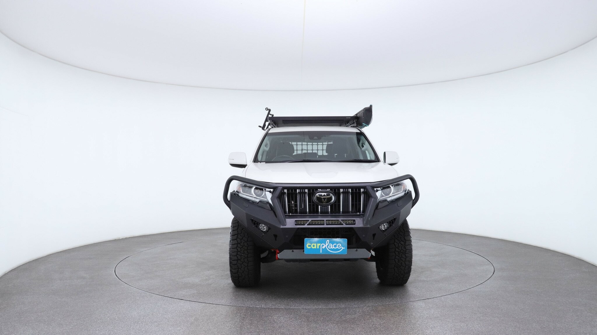 Toyota Landcruiser Prado image 3