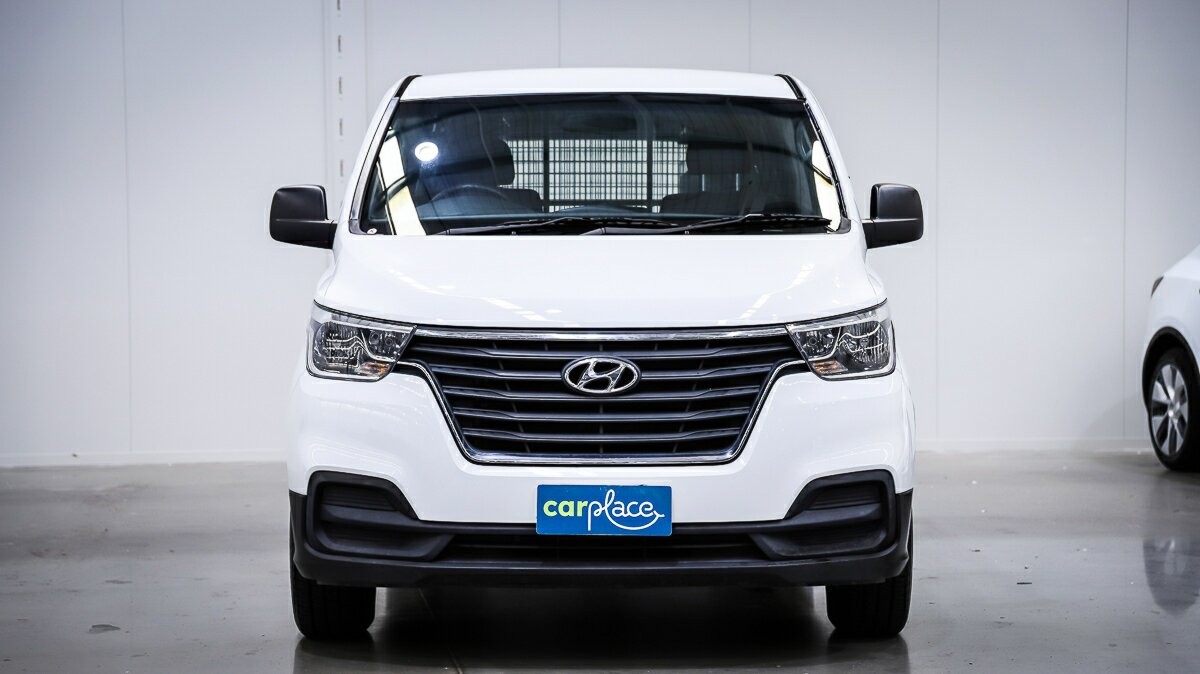 Hyundai Iload image 2