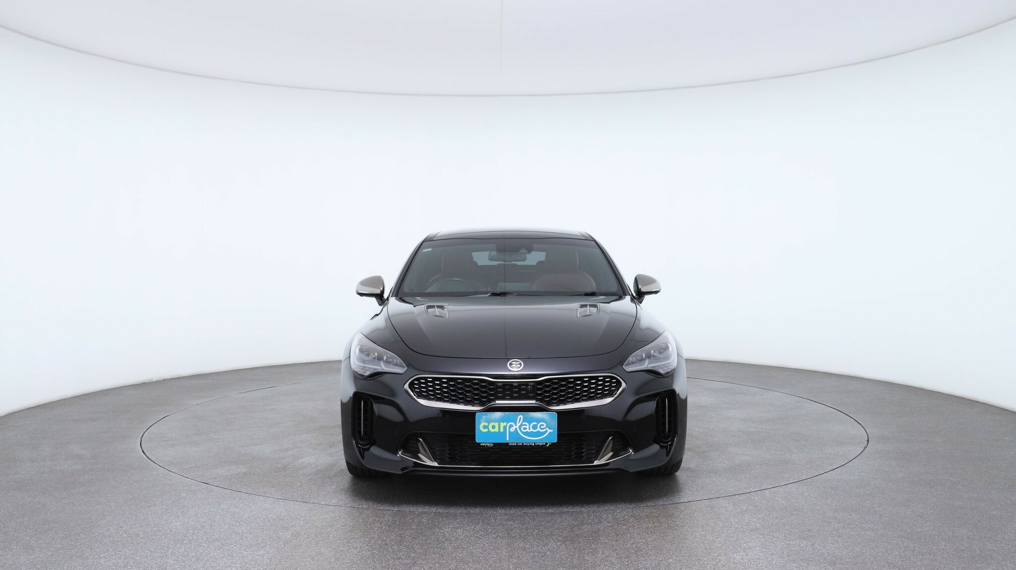 Kia Stinger image 2